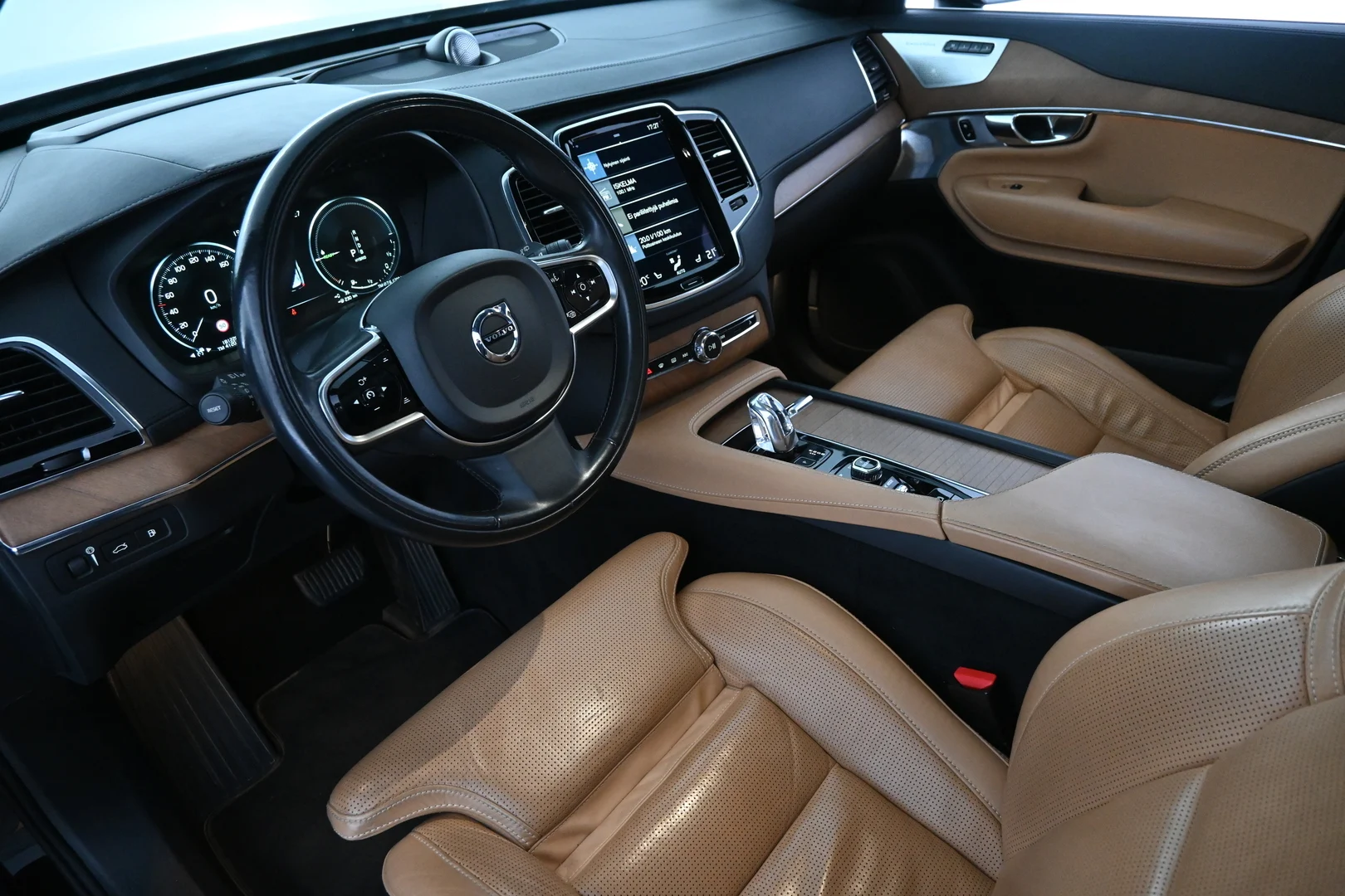 Car Image - 7iZ8vvXkAeZa6lKVkrMEUm
