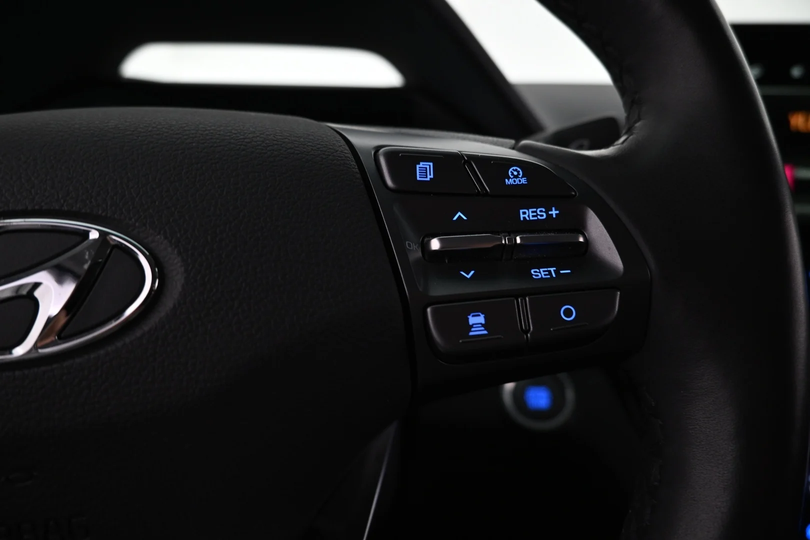 Car Image - TE4VMyYMmpl5IzIAB51Ts