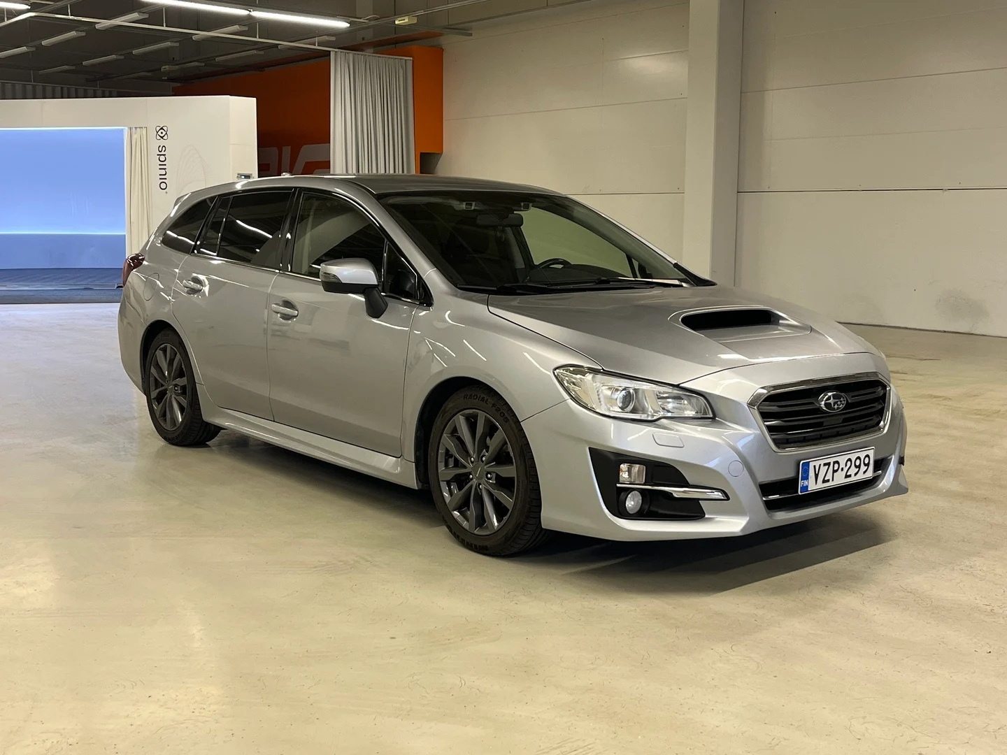 Car Image - 3fkLNVIv4rl3tAaf6oznJS