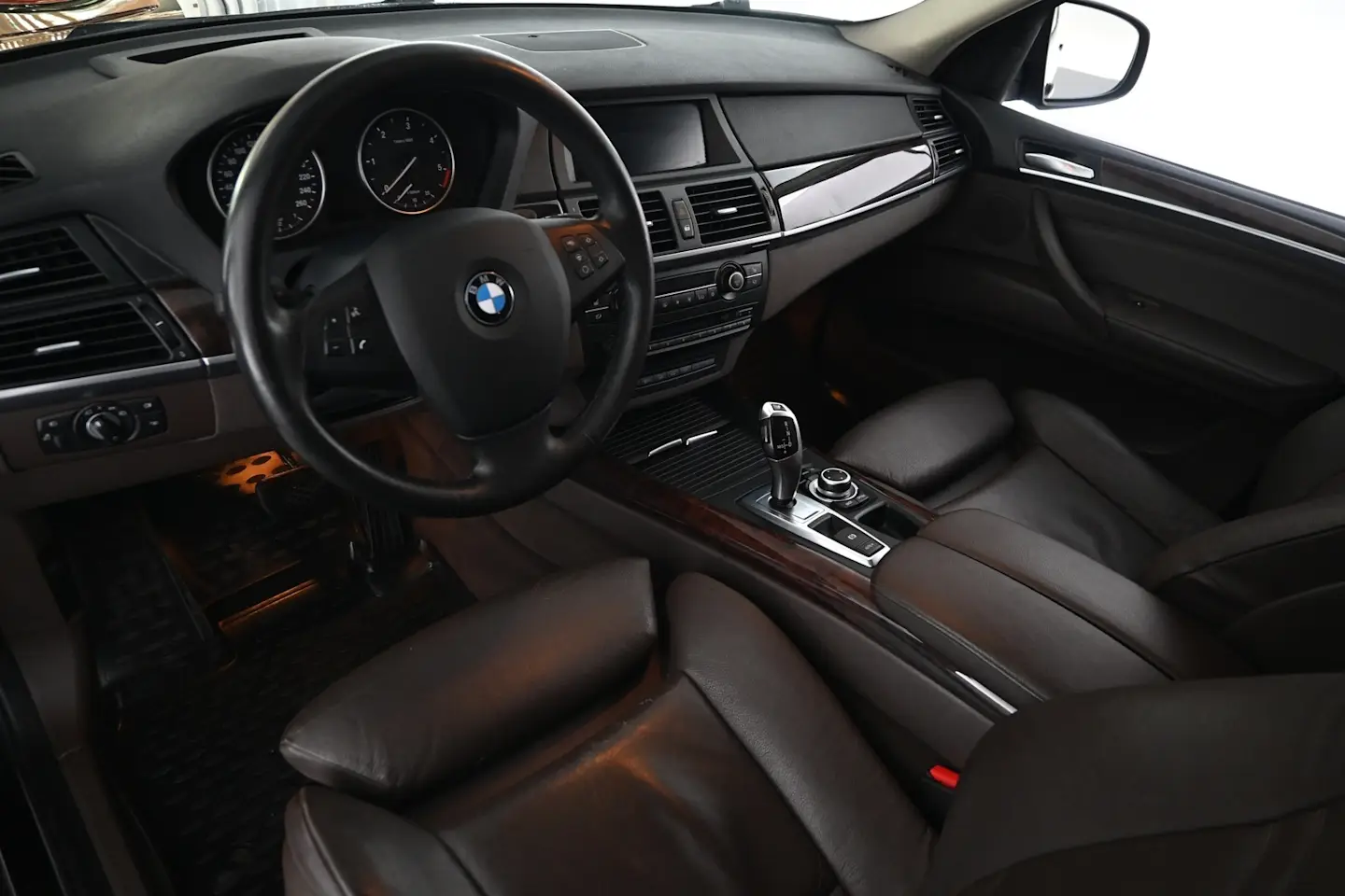 Car Image - 305WxamxhZKiyhbr3yrE4T