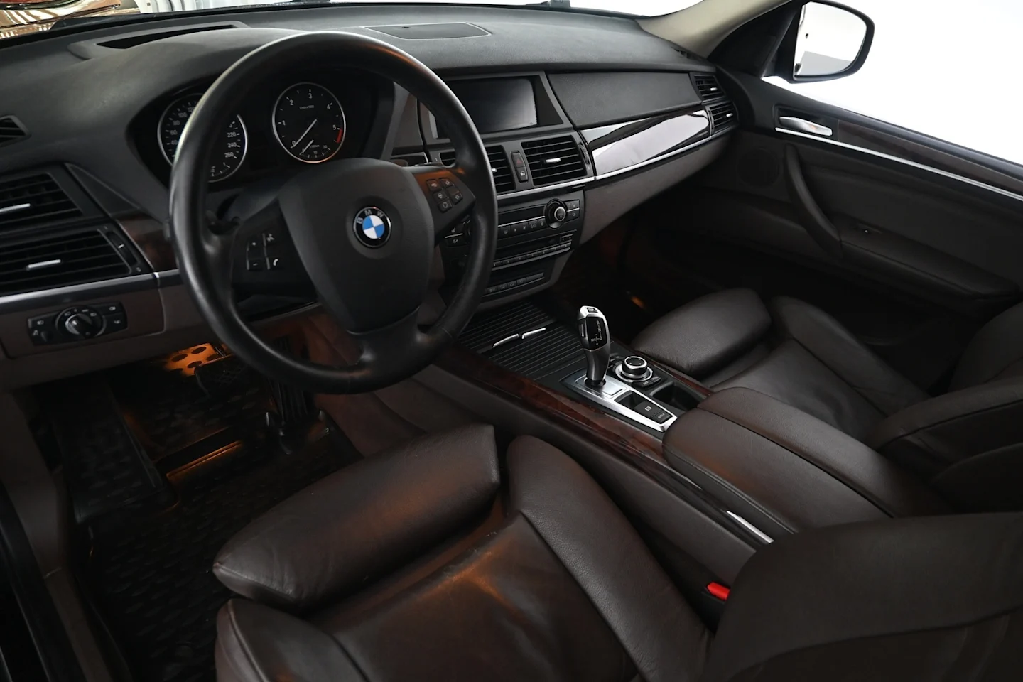Car Image - 305WxamxhZKiyhbr3yrE4T