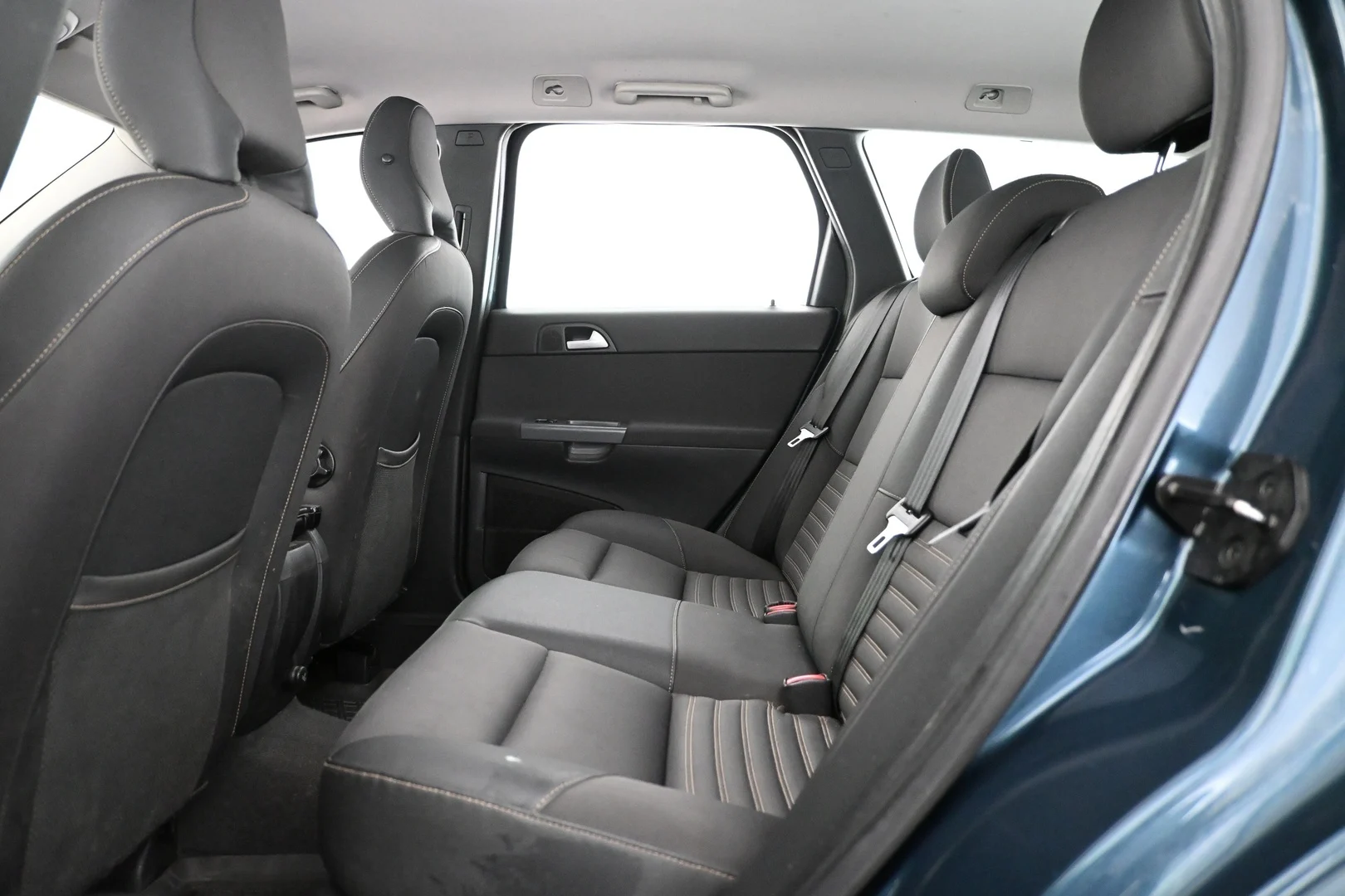 Car Image - 3y4KoNkvgp3gNbFCSdkDN4