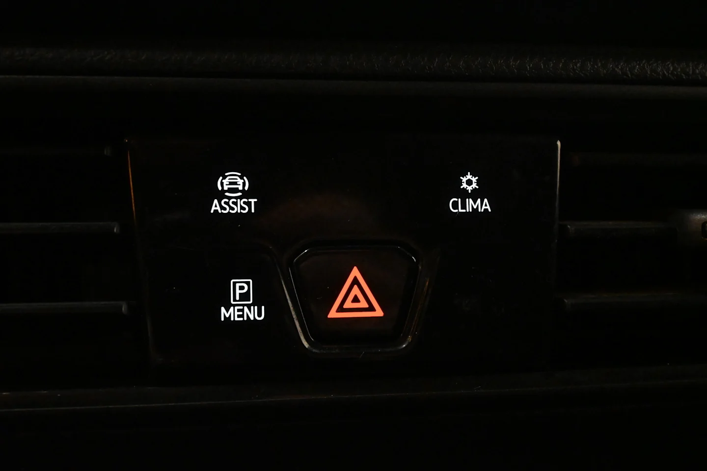 Car Image - 3Eq8y6hGiSxZAMqWzkRJxM