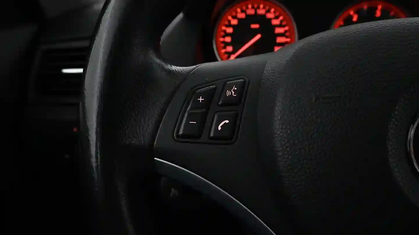 Car Image - zpGZOCpWQgON00Sm5Ob6g