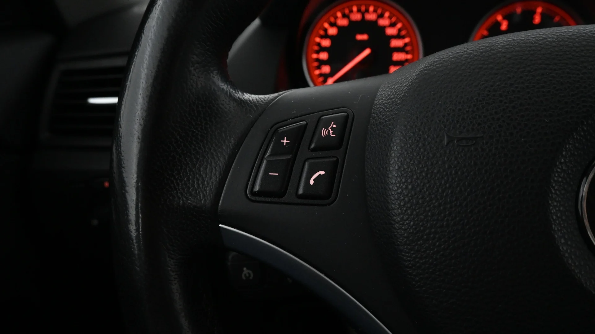 Car Image - zpGZOCpWQgON00Sm5Ob6g