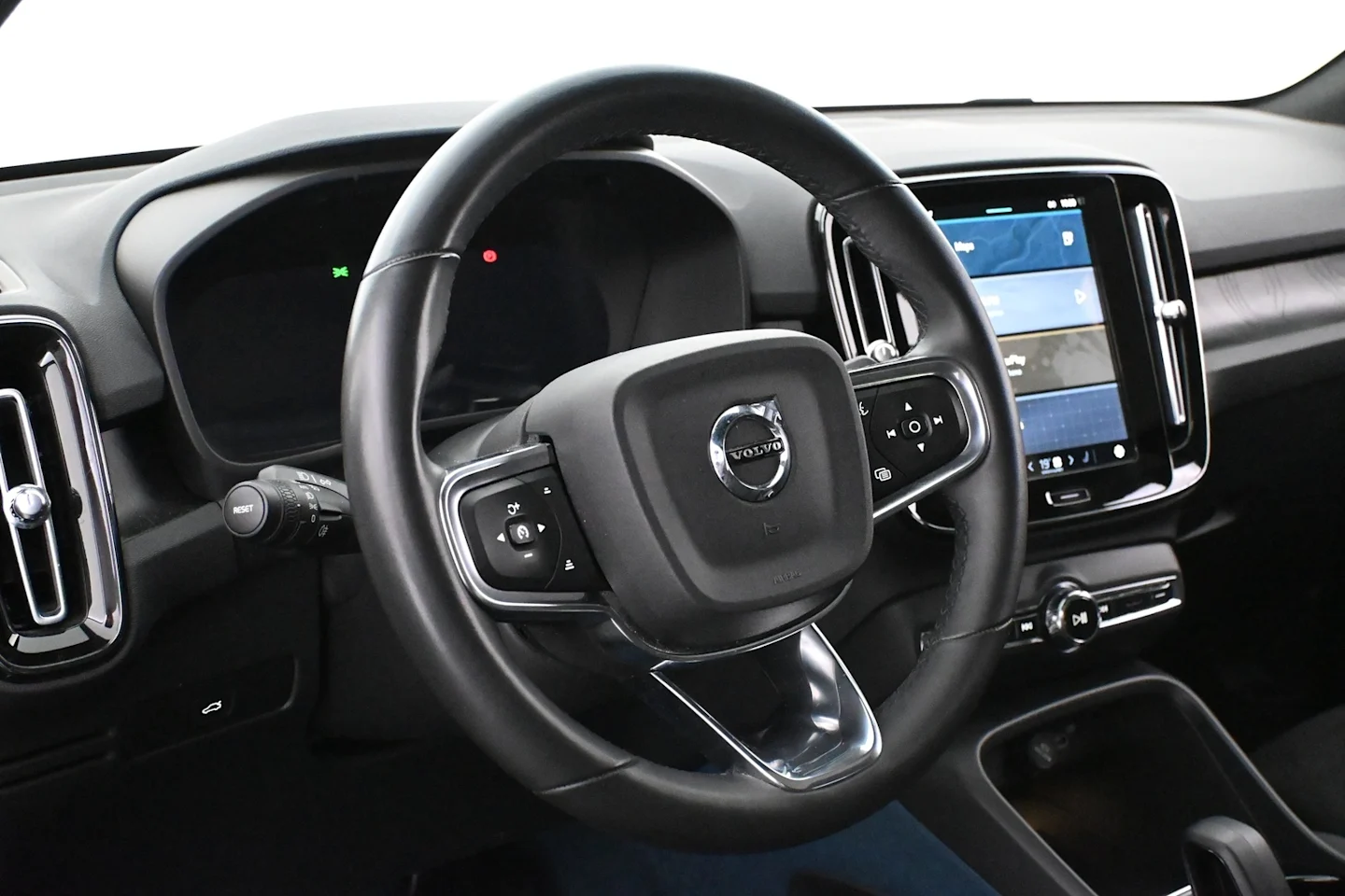 Car Image - 7DTzO37fzch0JrgK4MvxDi