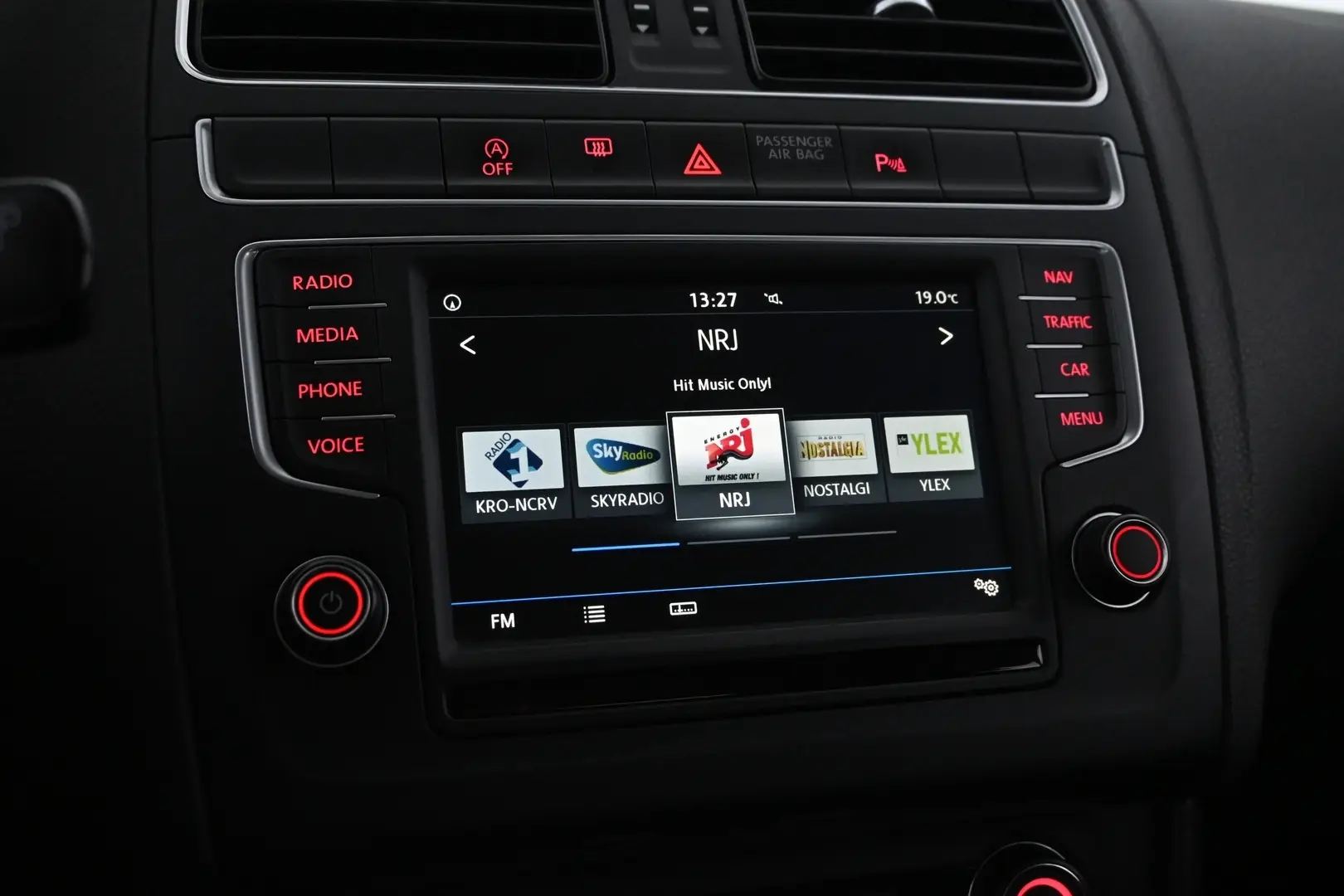 Car Image - 3Cv8vD8qEp9RQxSbxDk5xf