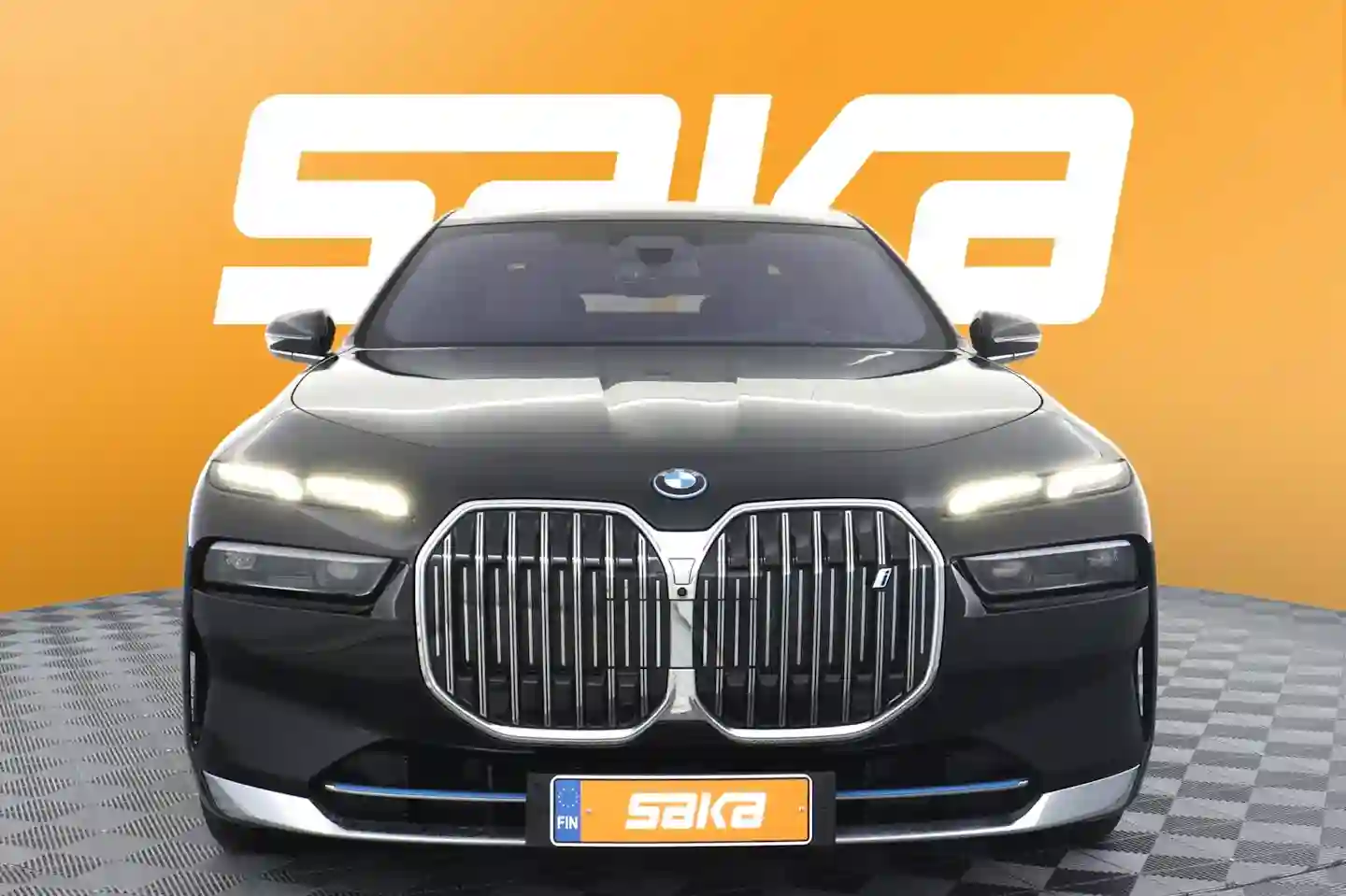Car Image - 5az1c4F94aKq9M6FX9n1zt