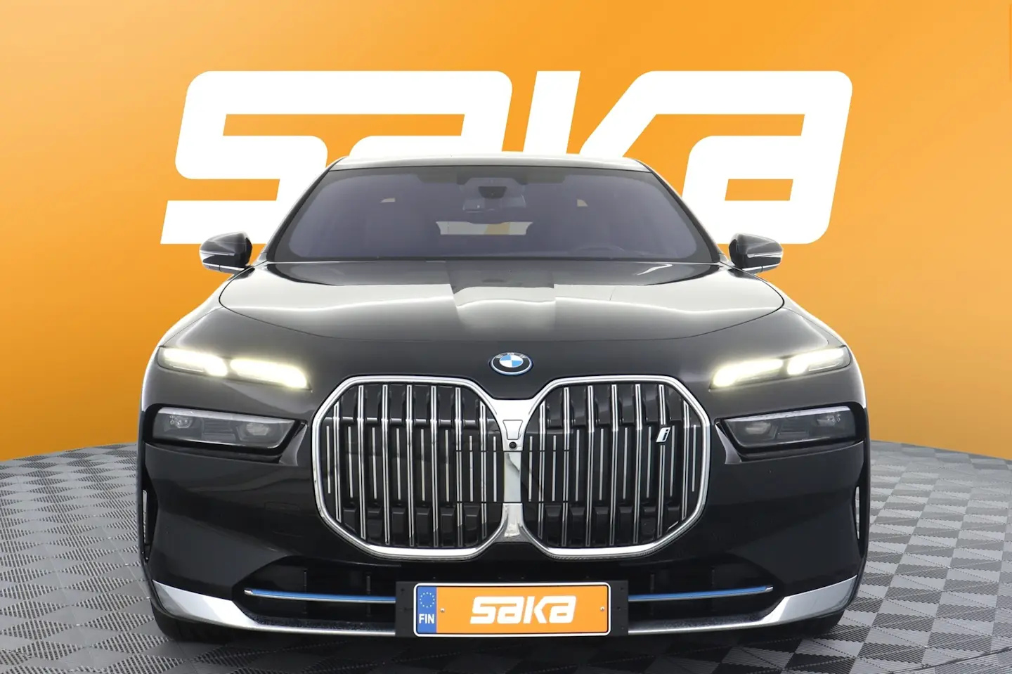Car Image - 5az1c4F94aKq9M6FX9n1zt