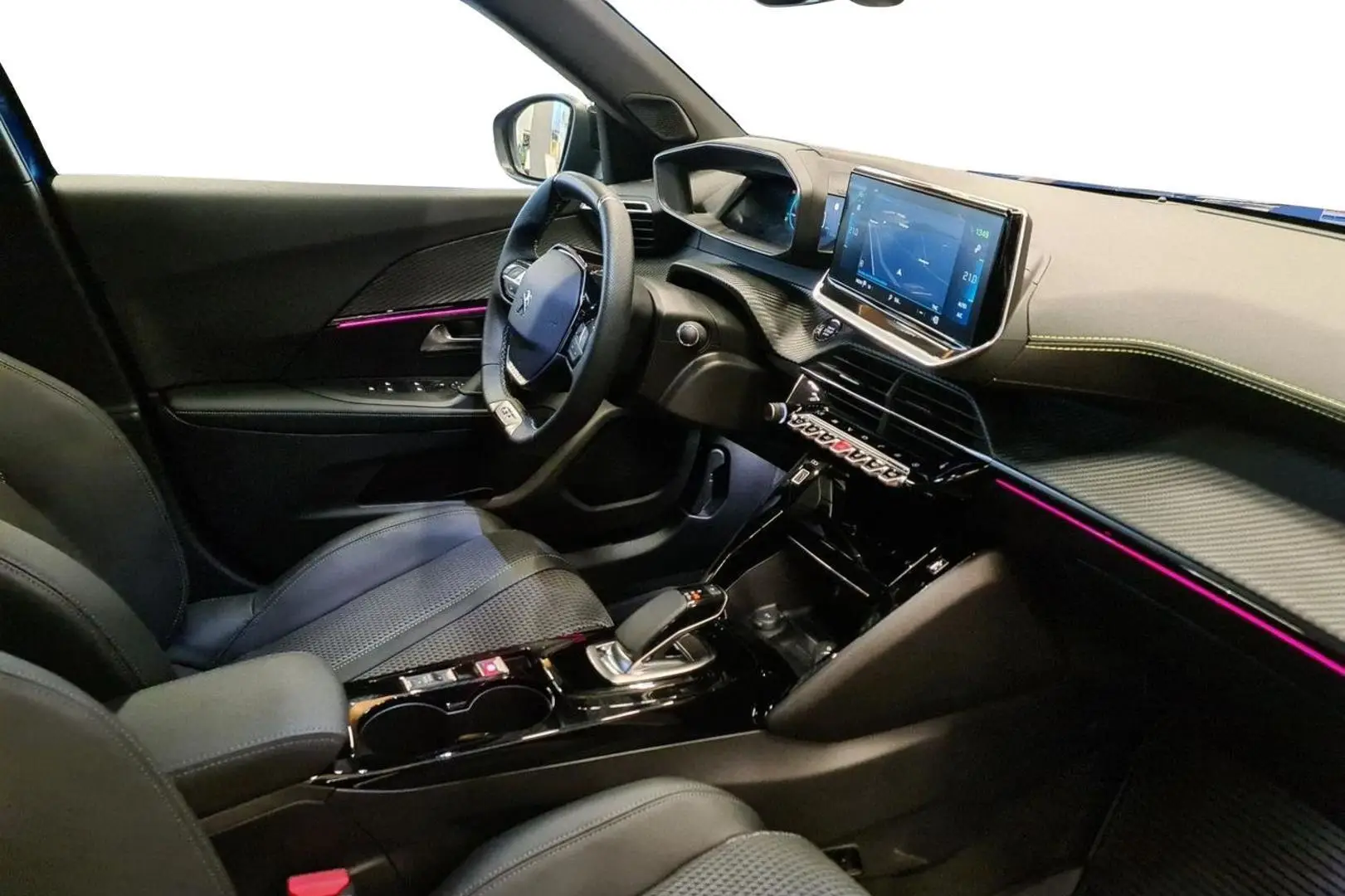 Car Image - 4FZL86QbvxufHVplOZXbsu