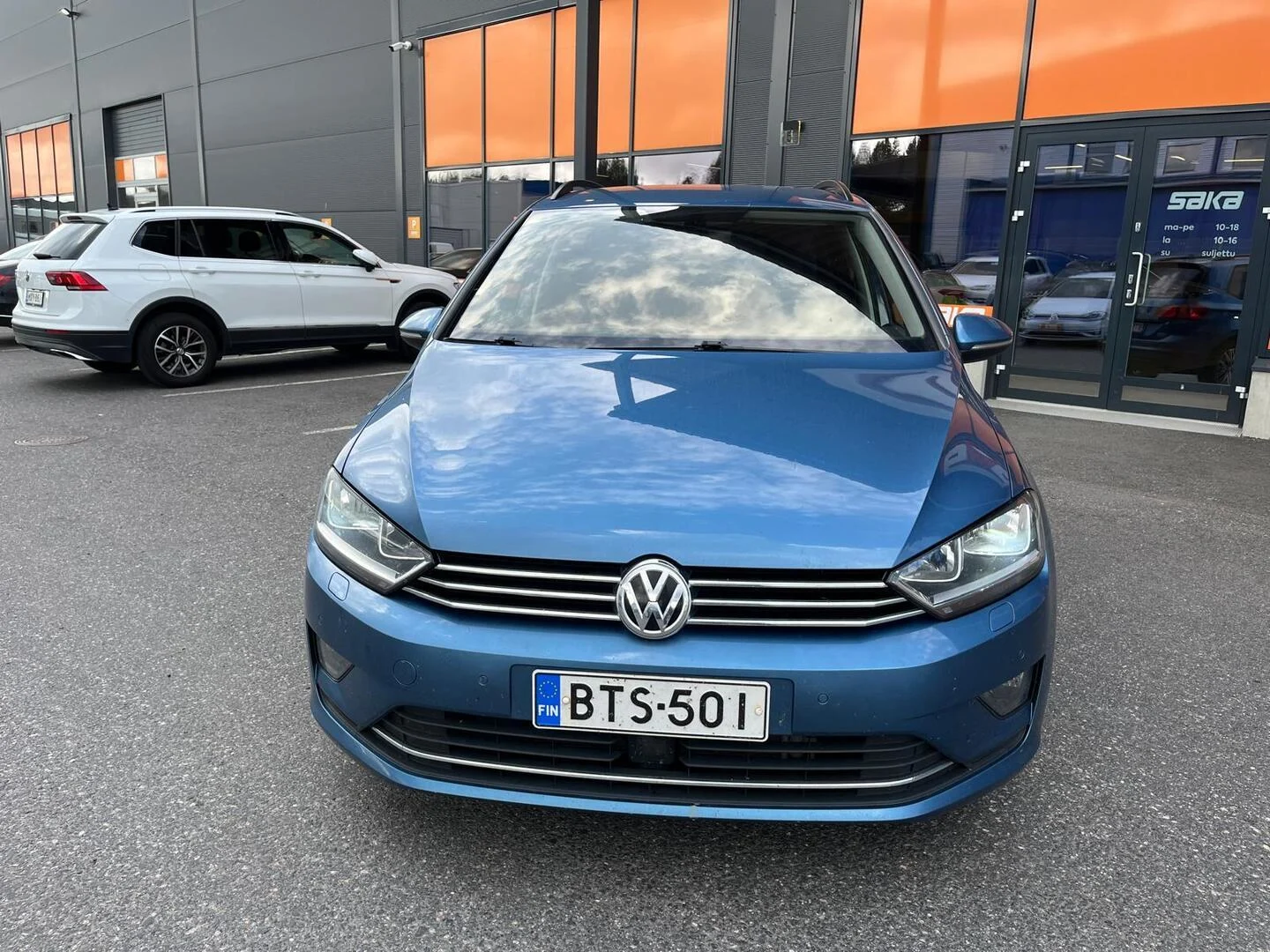 Car Image - 5g9uiF9lJPFqLoWO1YFrBs