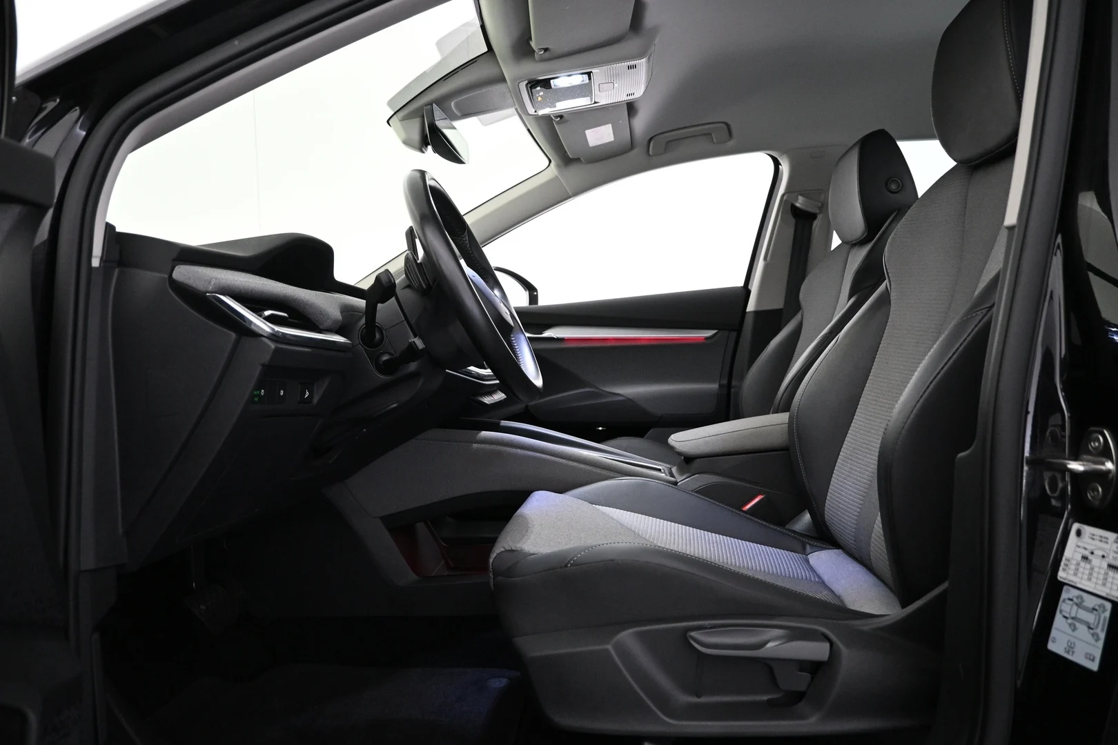 Car Image - 3vfTOYH1LmNaVvq99hgTe2