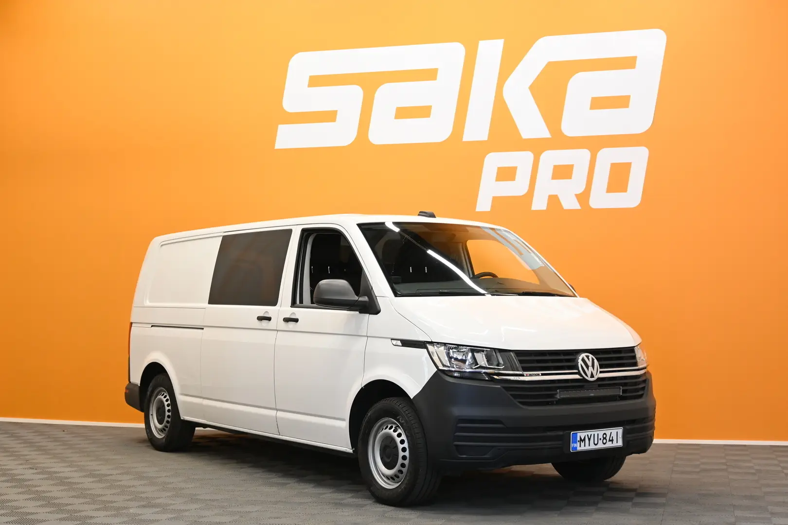 Car Image - 7dnpZ8DwzK8k4fdQISq59Z