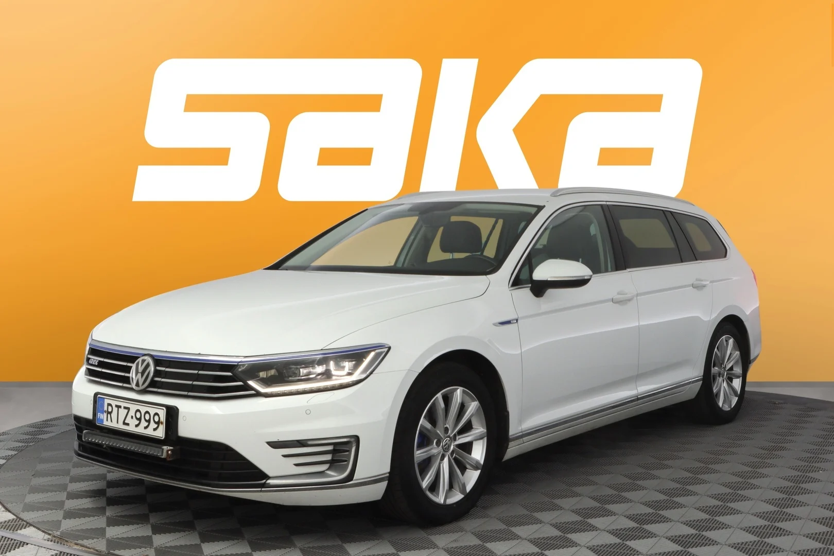 Car Image - 4Fv84qiy65aHX3OS2mg0K3