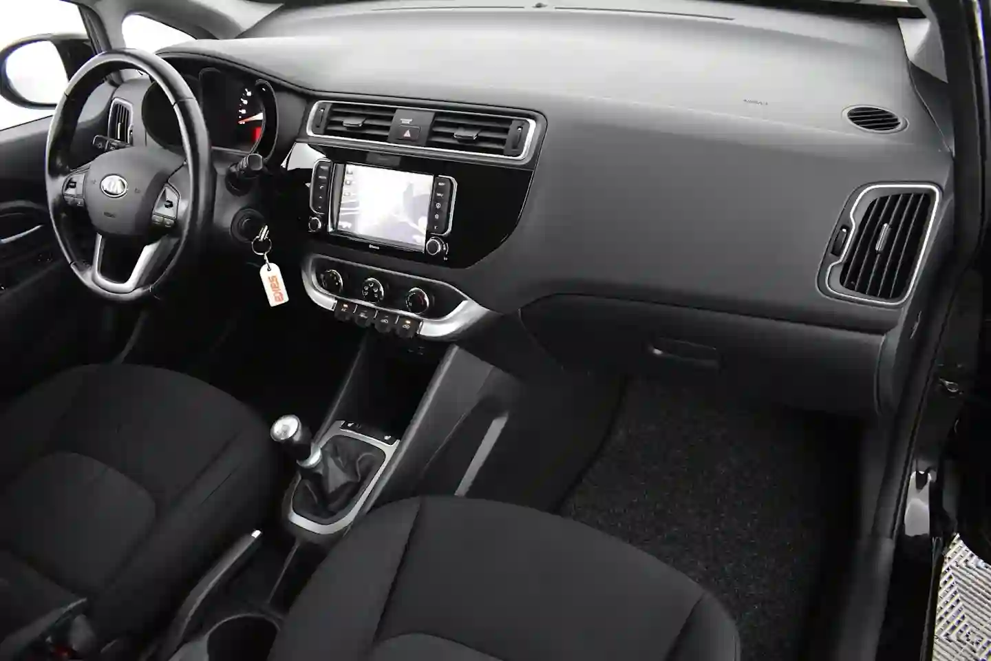 Car Image - 5d7n47yIxljRC3SmRYNeVe