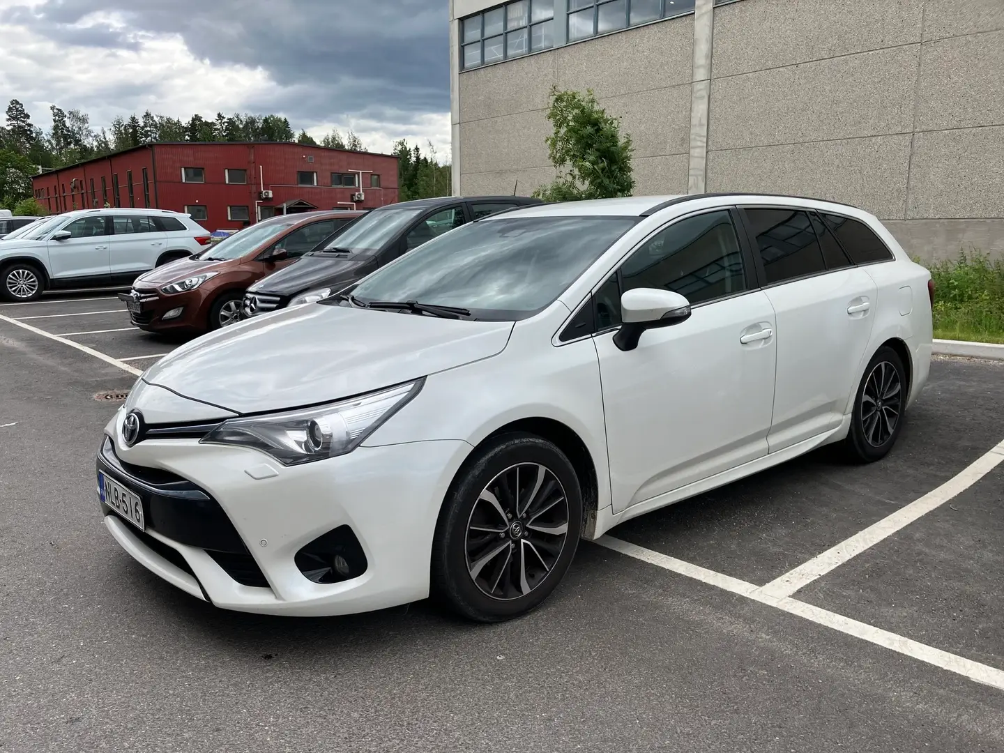 Car Image - 6JG95n0XgqglGHBLYO7cDT