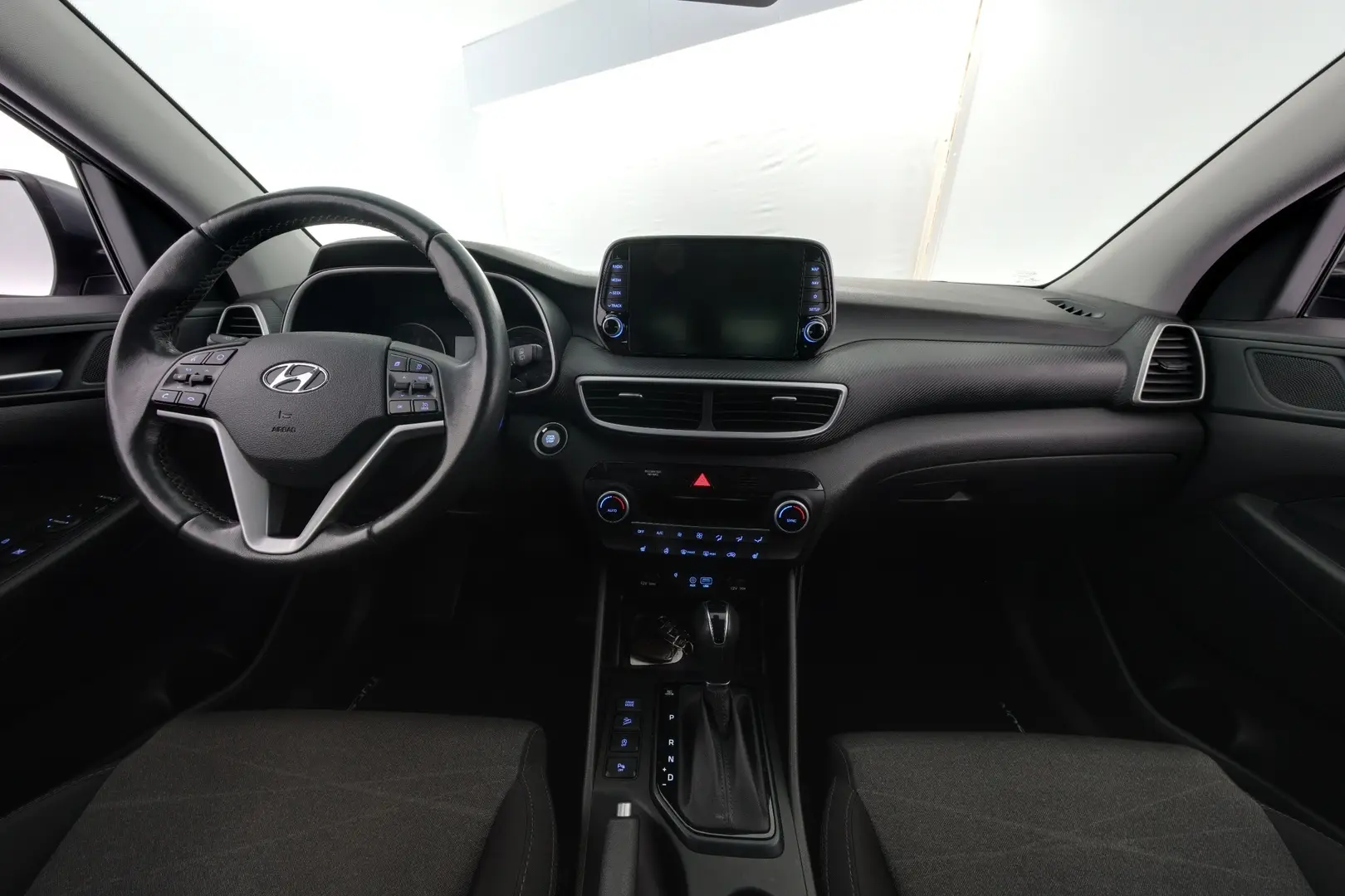 Car Image - 29GO2N8MvIuZF0oOmpuyQy
