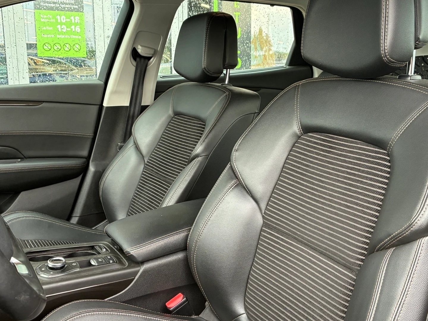 Car Image - 3sBgAAbzHB22994GaHeZgm