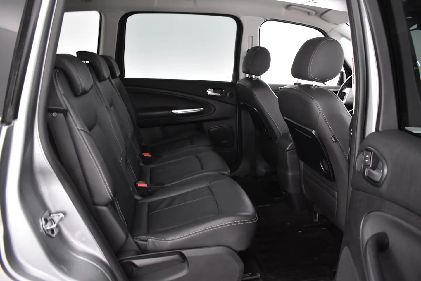 Car Image - 7iVr6pigFUO50688tdh7Tv