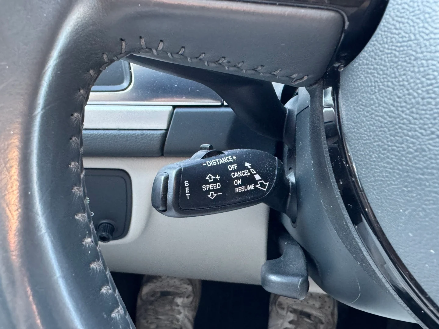Car Image - 2Y4gzau3HVUkxCMCaqQnAB