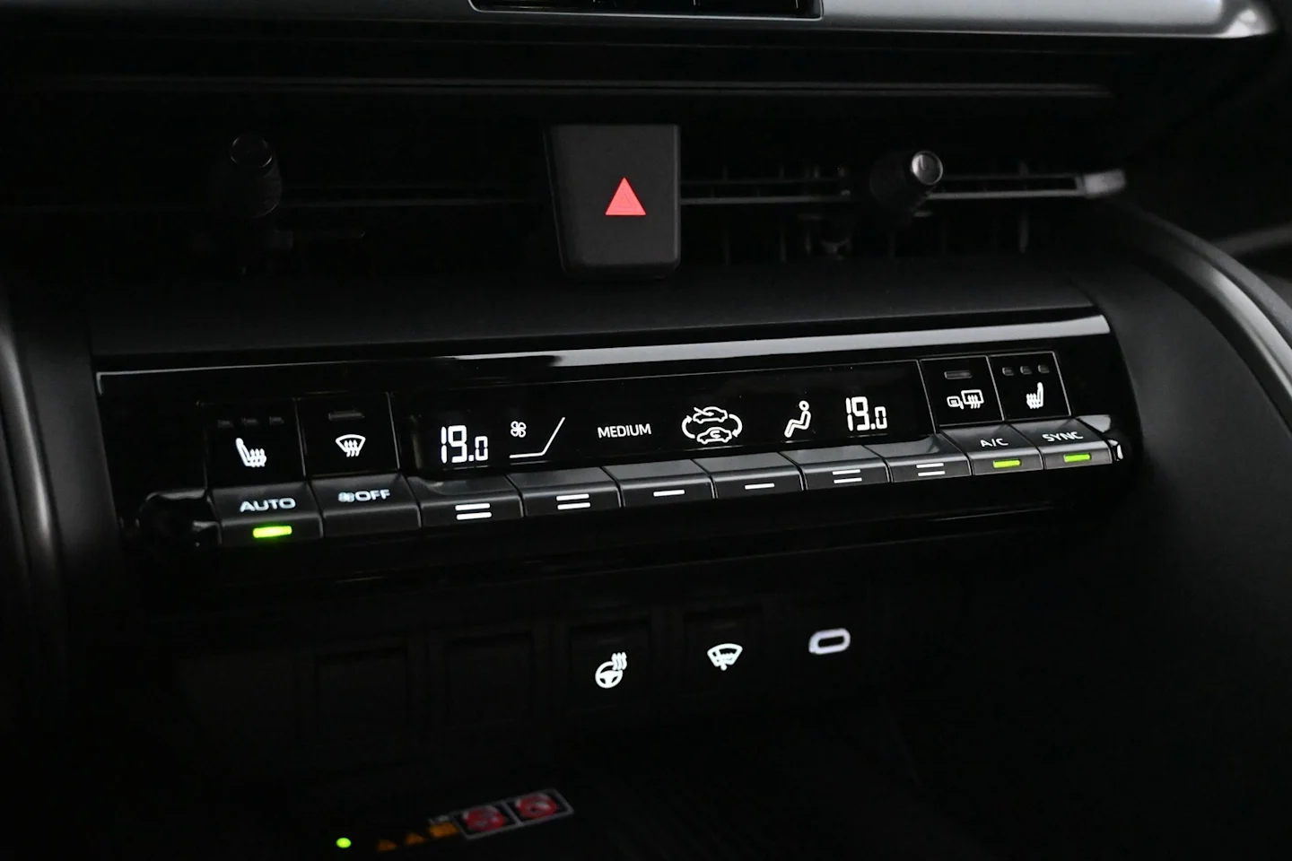 Car Image - 4octLBqiJpt6lxPMDTFc8f