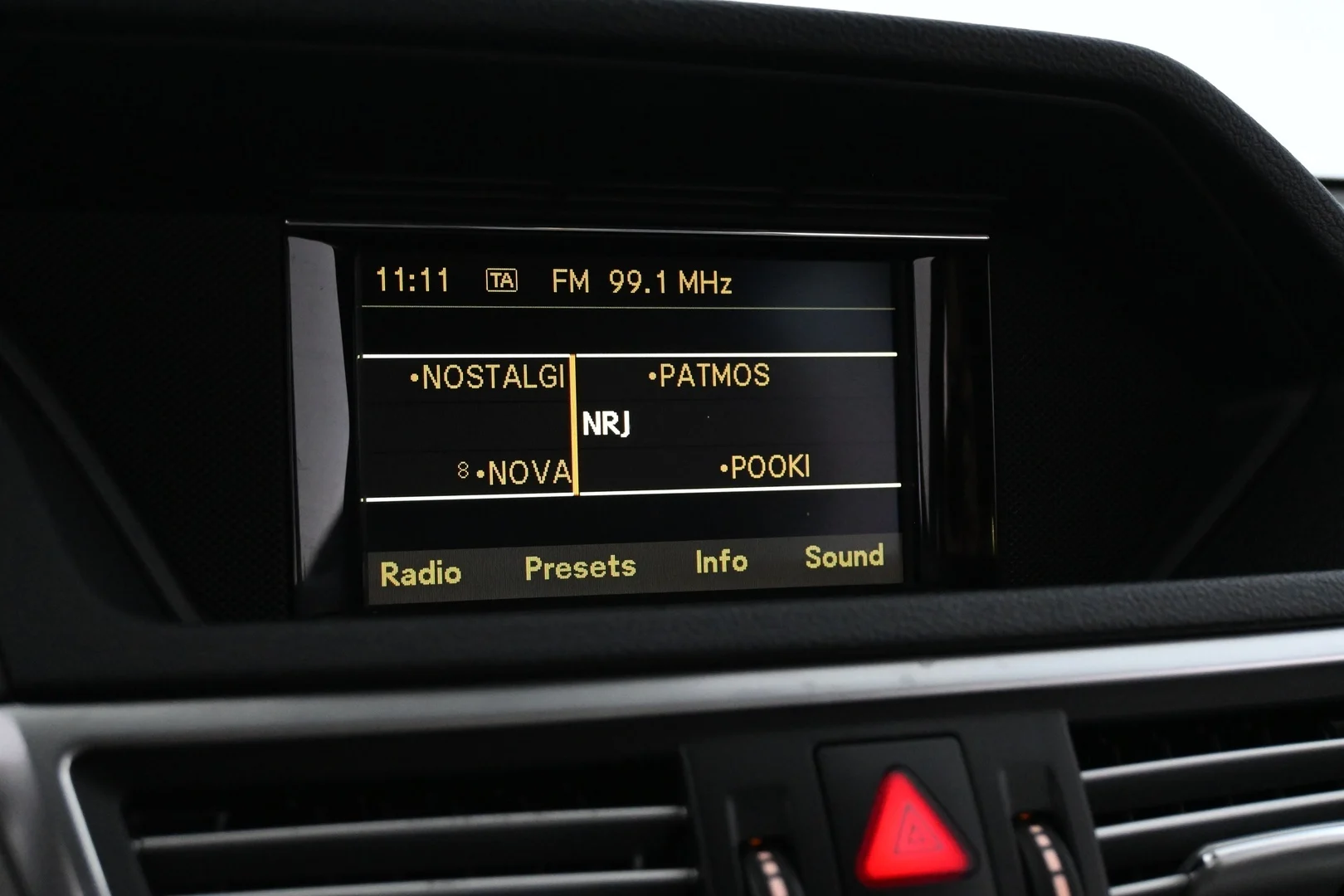 Car Image - 78FMlBl7ee1i6M0O9I2iCp