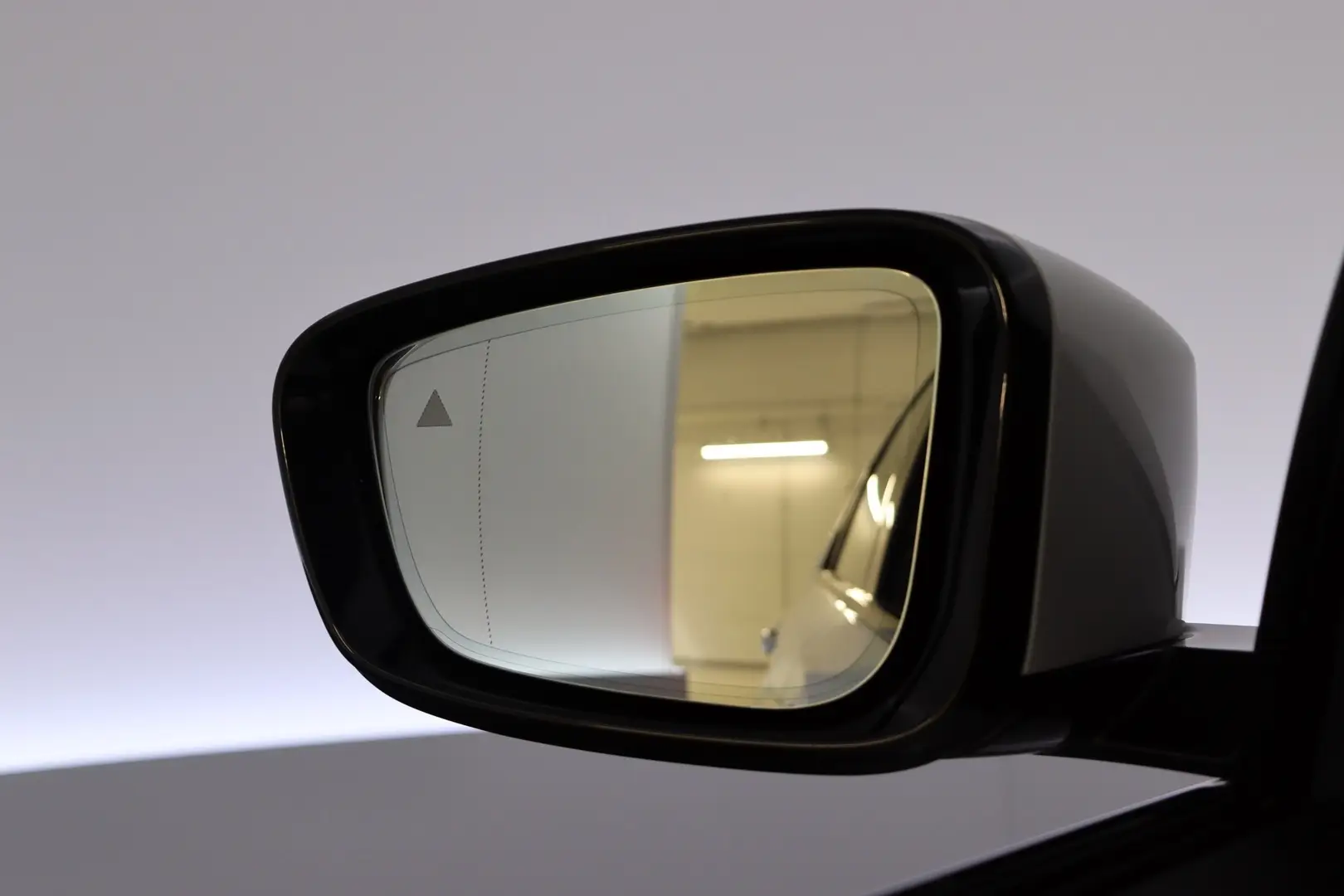 Car Image - 7Ec52aV6BO9SIcLfqbMsgN