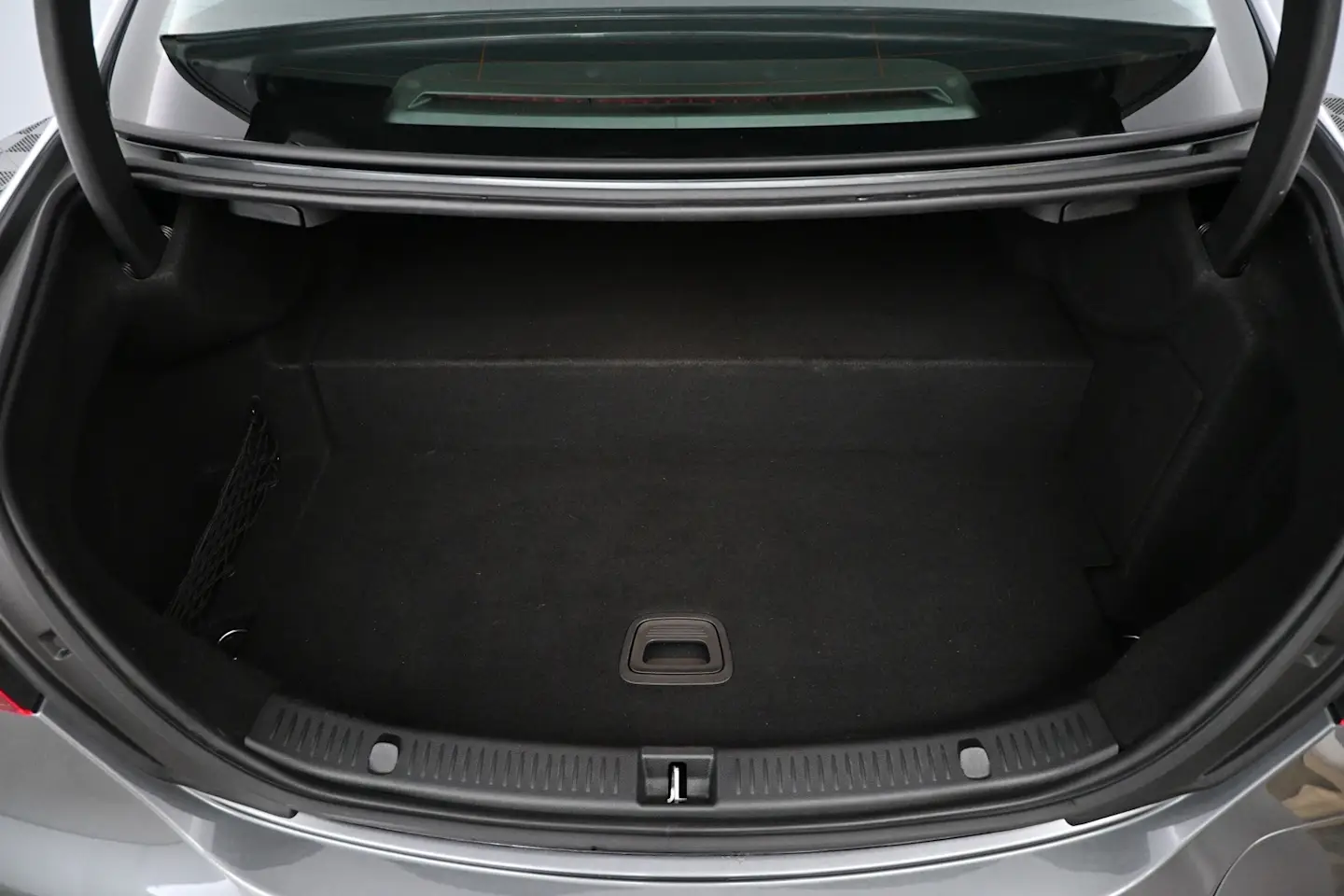 Car Image - 3lnCWe58XfJFeiGs7XGkWL
