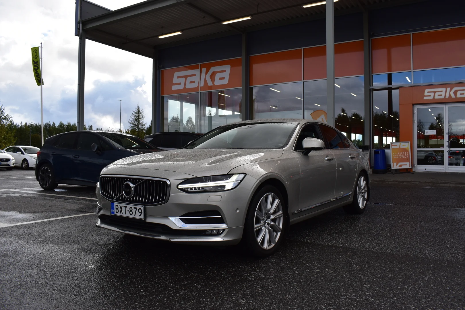 Car Image - 5EUmXWR7XA0ACkJE3c5i03