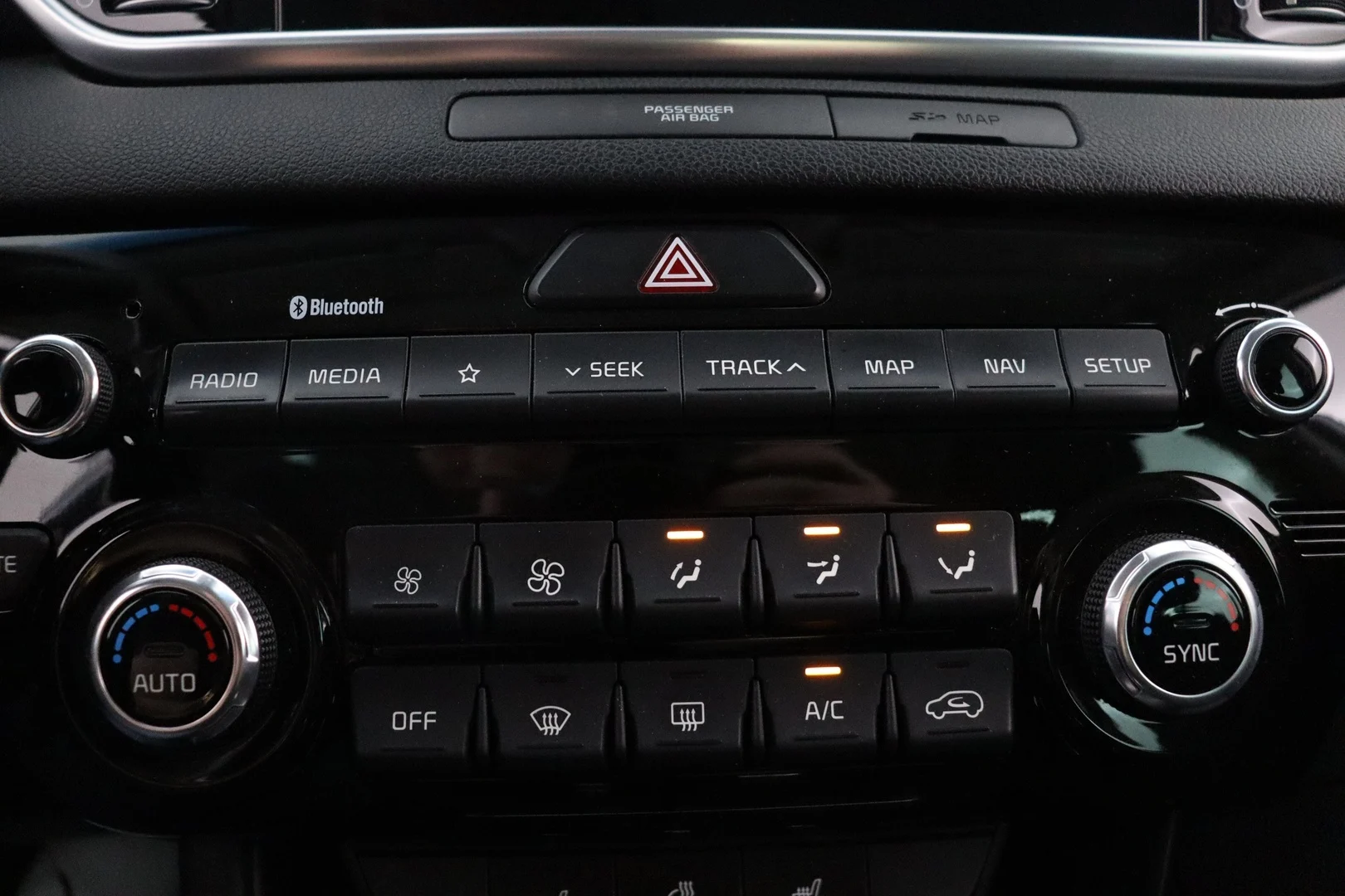 Car Image - 3B4Ao3YYsgmVAwK1XvDbdb