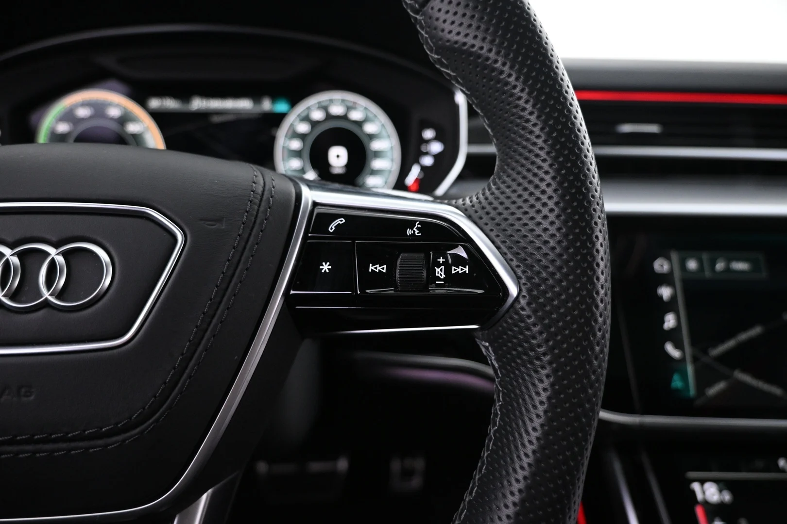 Car Image - 1PAPsh0qsbVKTXPTNiCJ5x