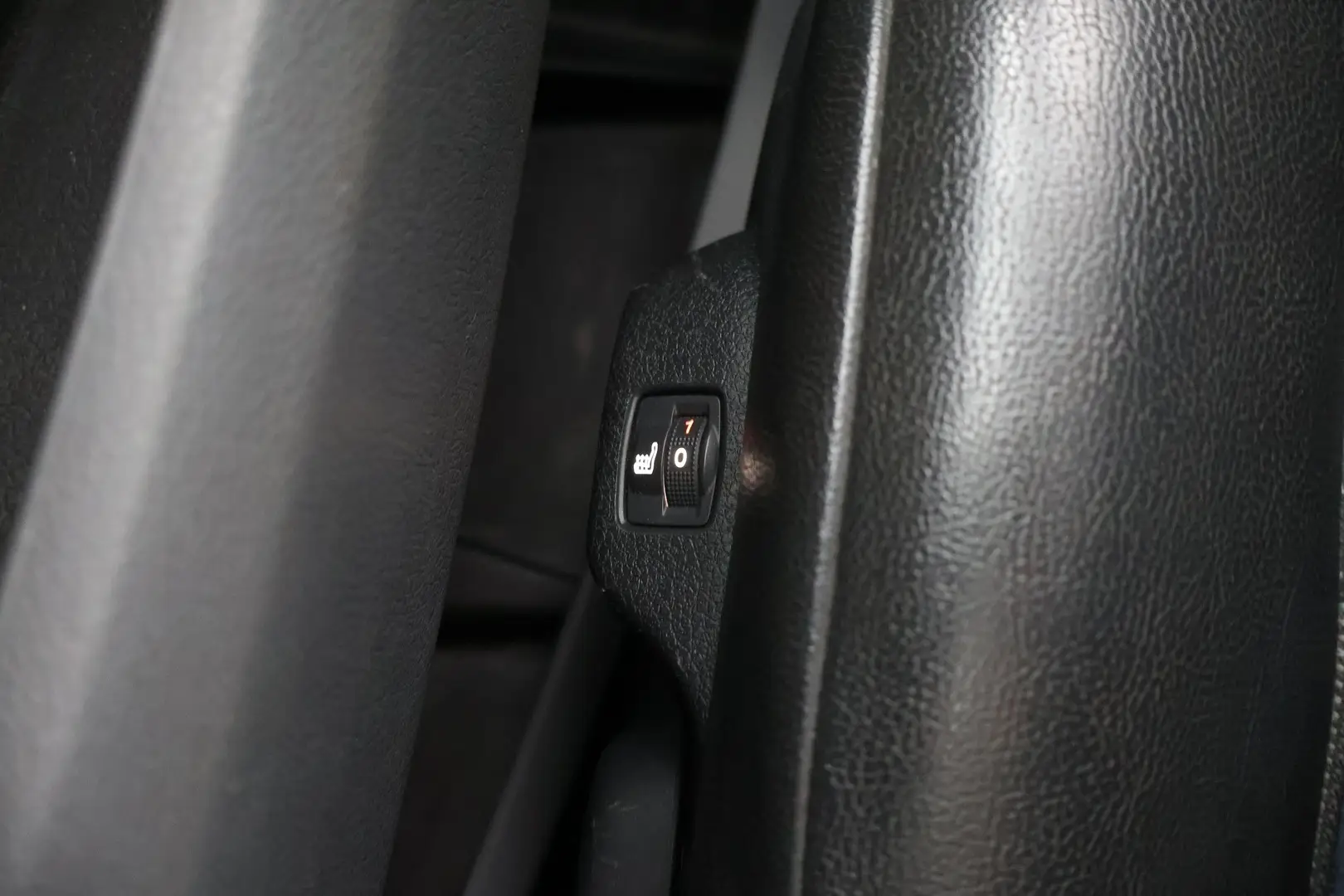 Car Image - 1tCIpYaVWo5Ym4ULbFIOYf