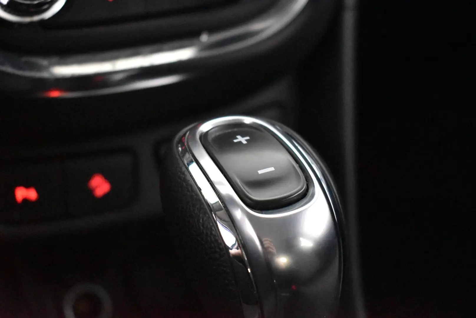 Car Image - 24xWJ4jls4gyAIPV4un2yt