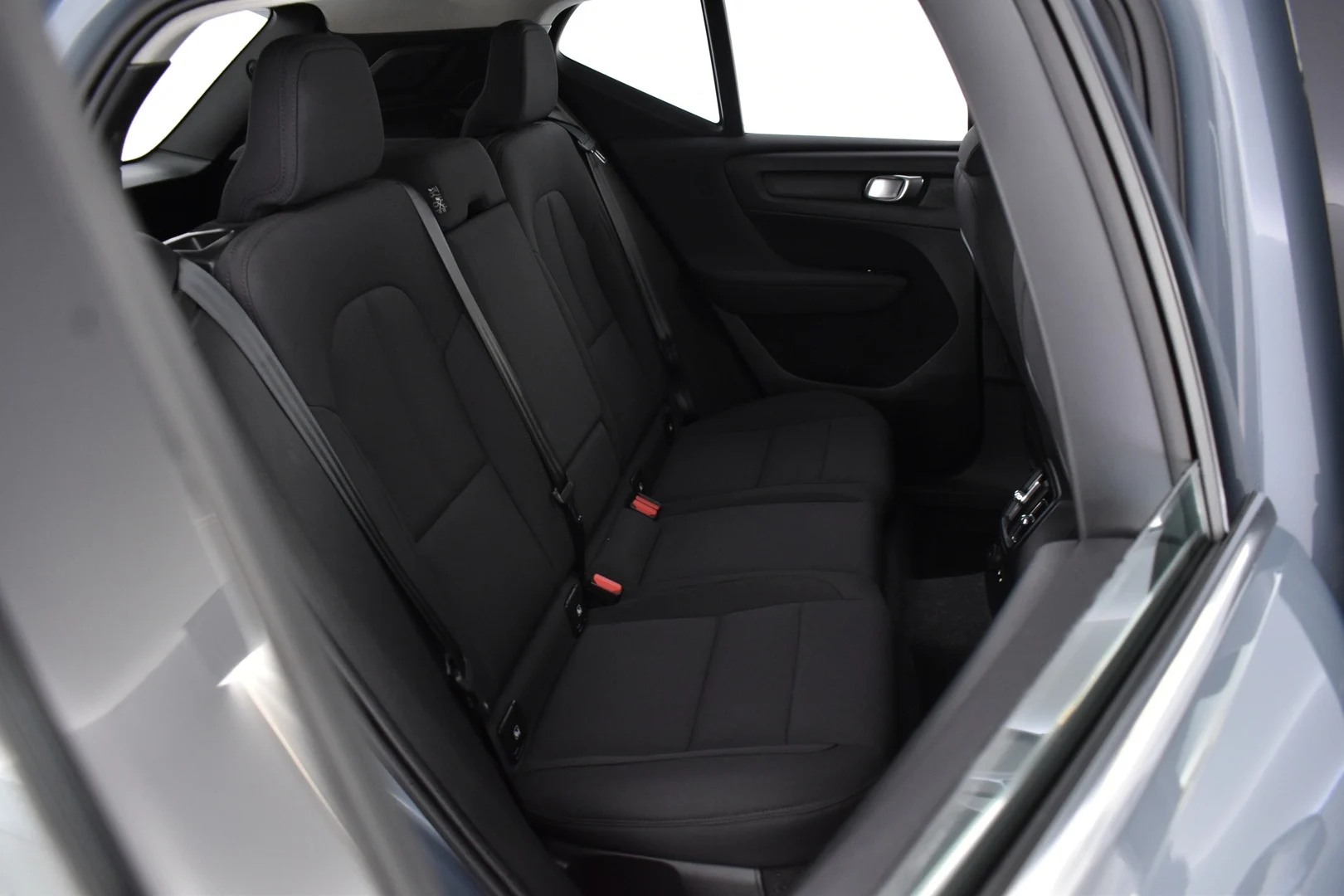 Car Image - zcVPHMAy5CPadIsDFefJ9