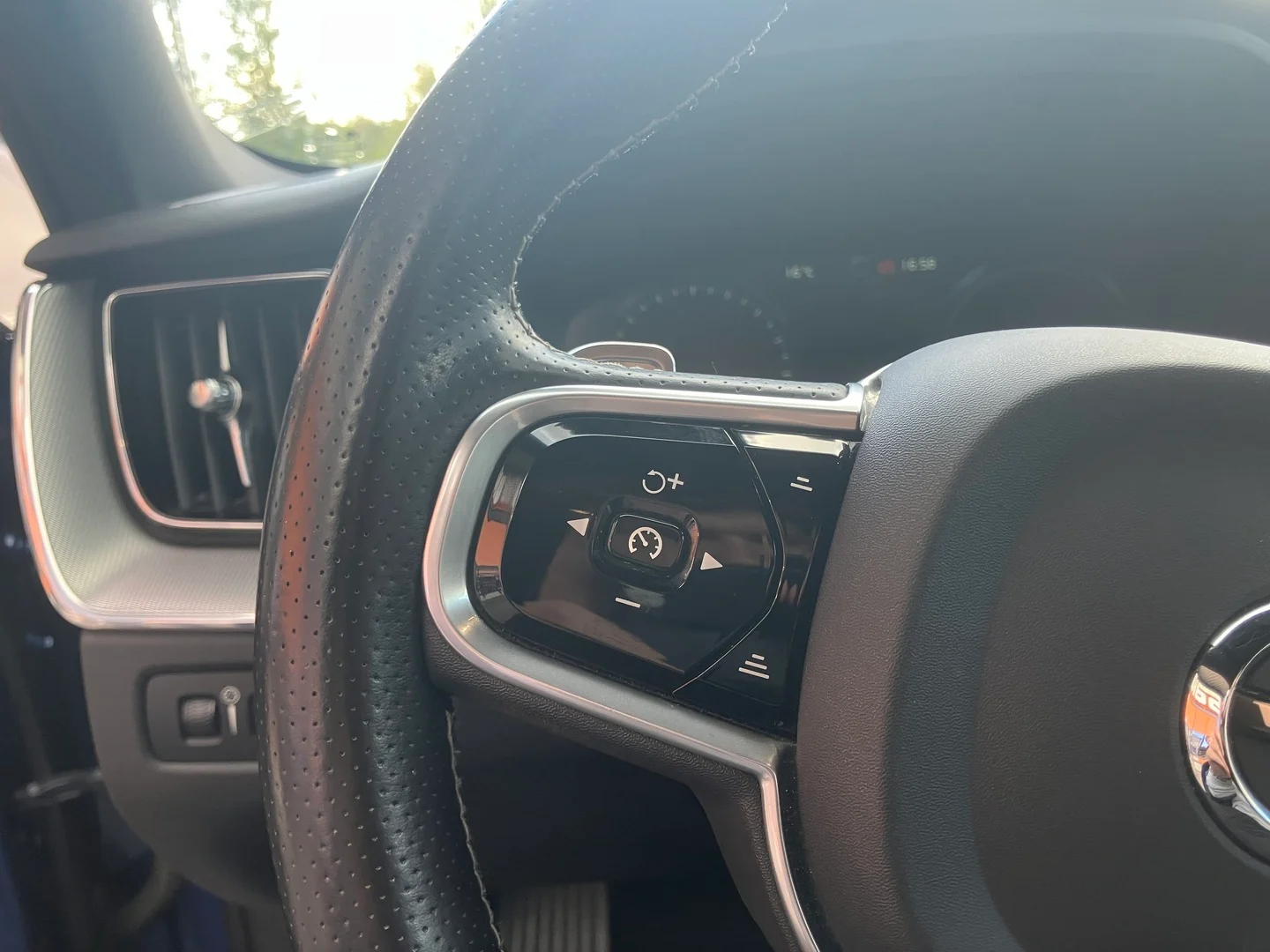 Car Image - 62QbVWUW7LCVncfJFMGeGZ