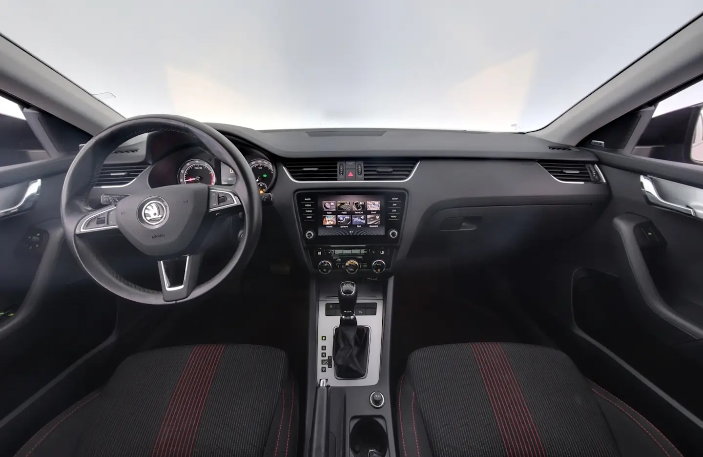 Car Image - sdPKxsGzL9kKH438wTOgi