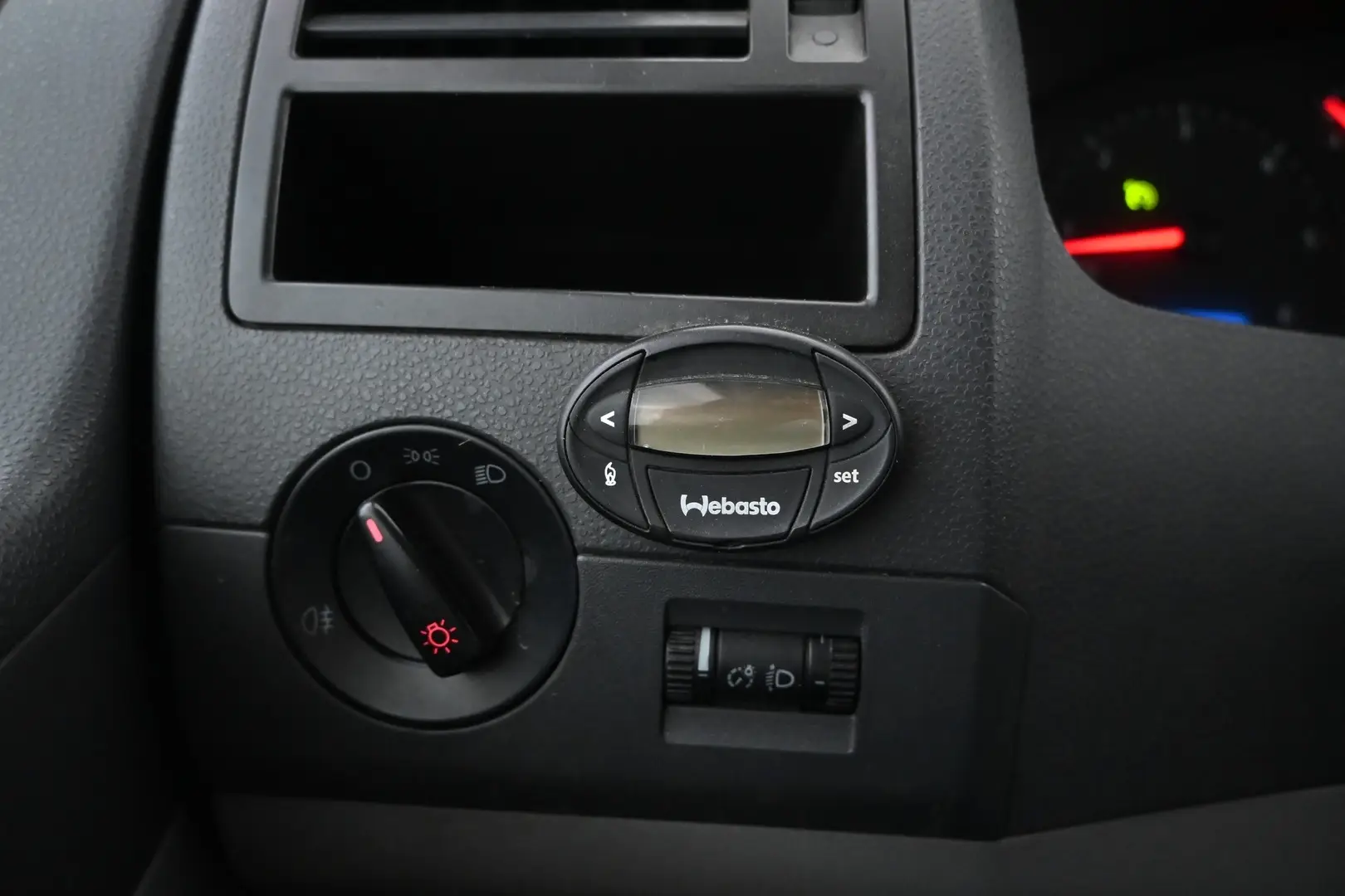Car Image - 1cV7FKw9mDklFmOv0yuA2j