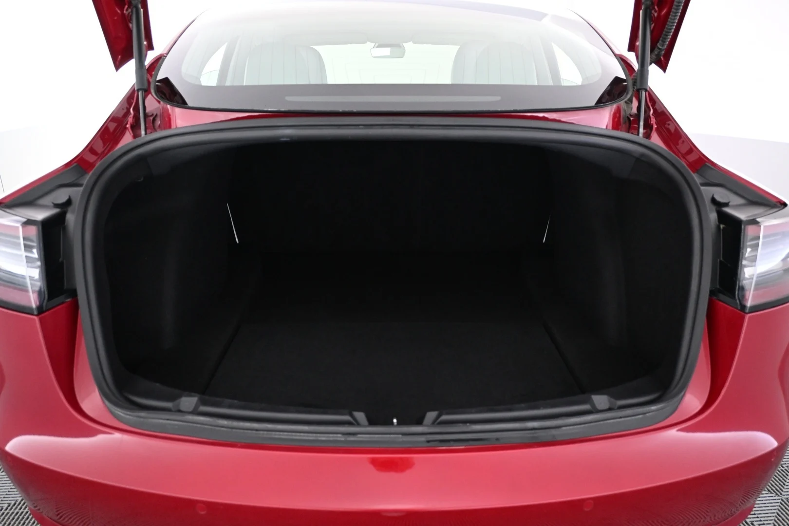 Car Image - 3dqlD7qlL9LTyiWHl73iZu