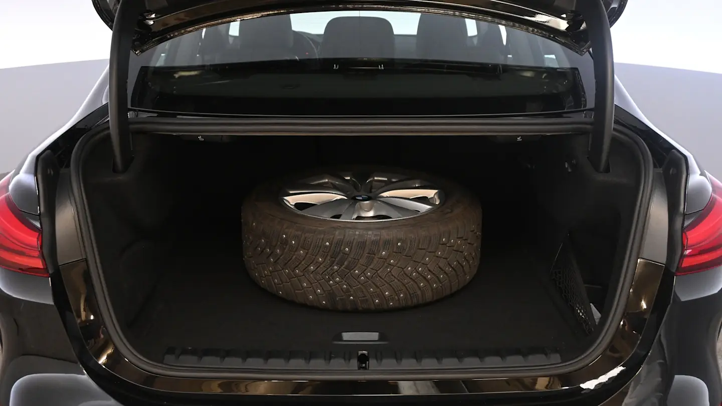 Car Image - 5huFZjyMKbC8ngm1Bi1dkI