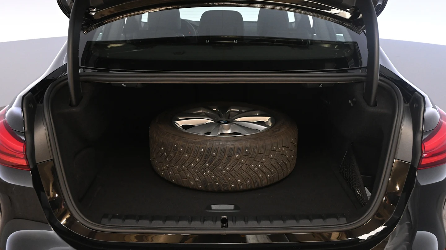 Car Image - 5huFZjyMKbC8ngm1Bi1dkI