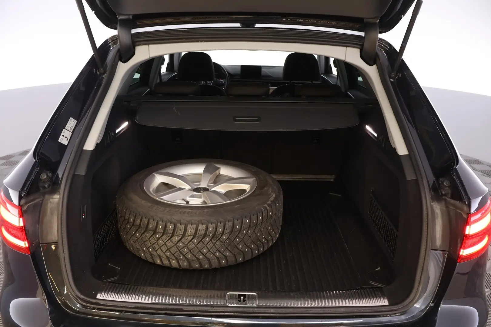 Car Image - 6bvUYXOuhrvwELjwrq4LO0