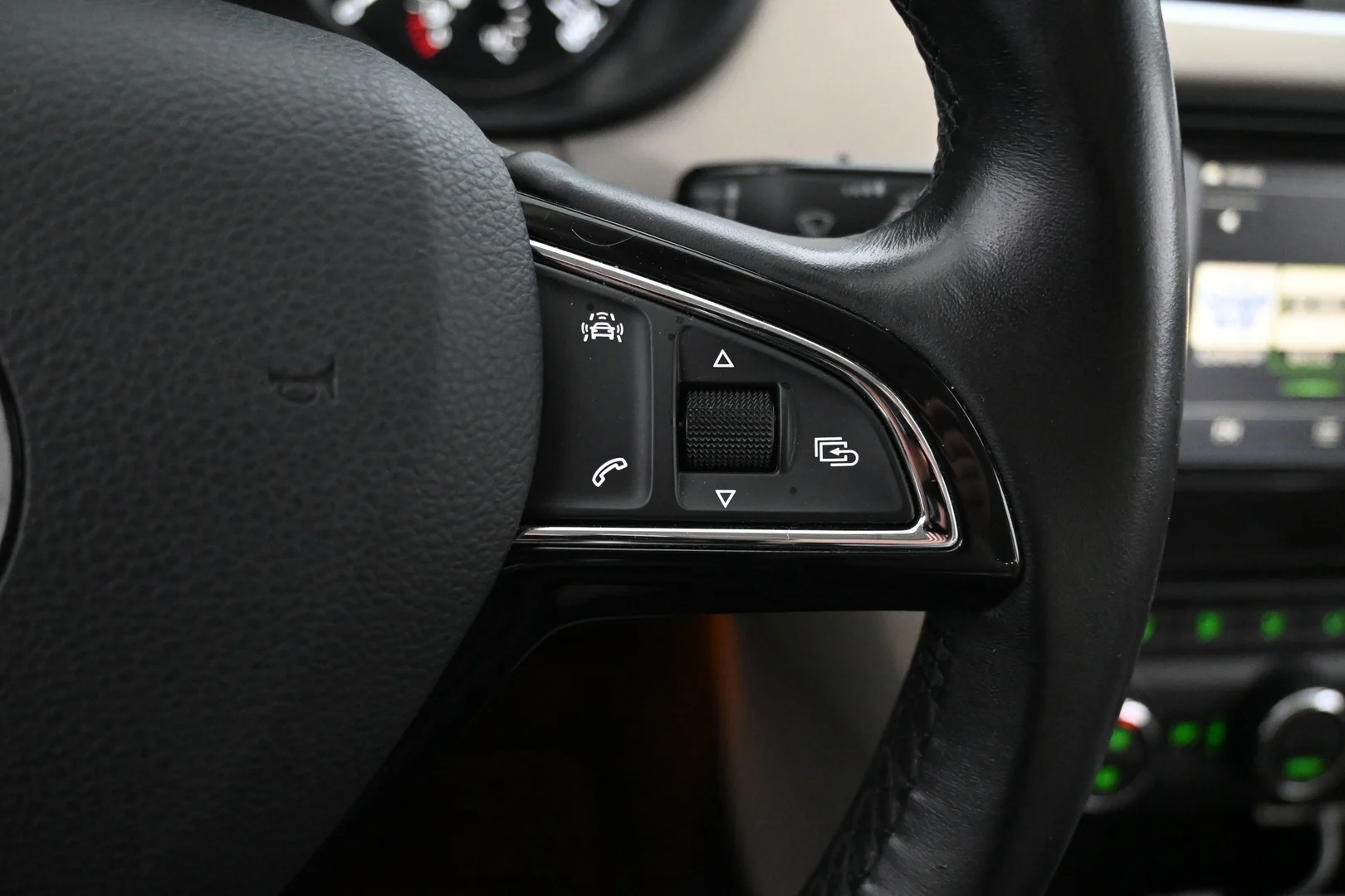 Car Image - H8Y9rGmeNAC2AkkVDRaRl