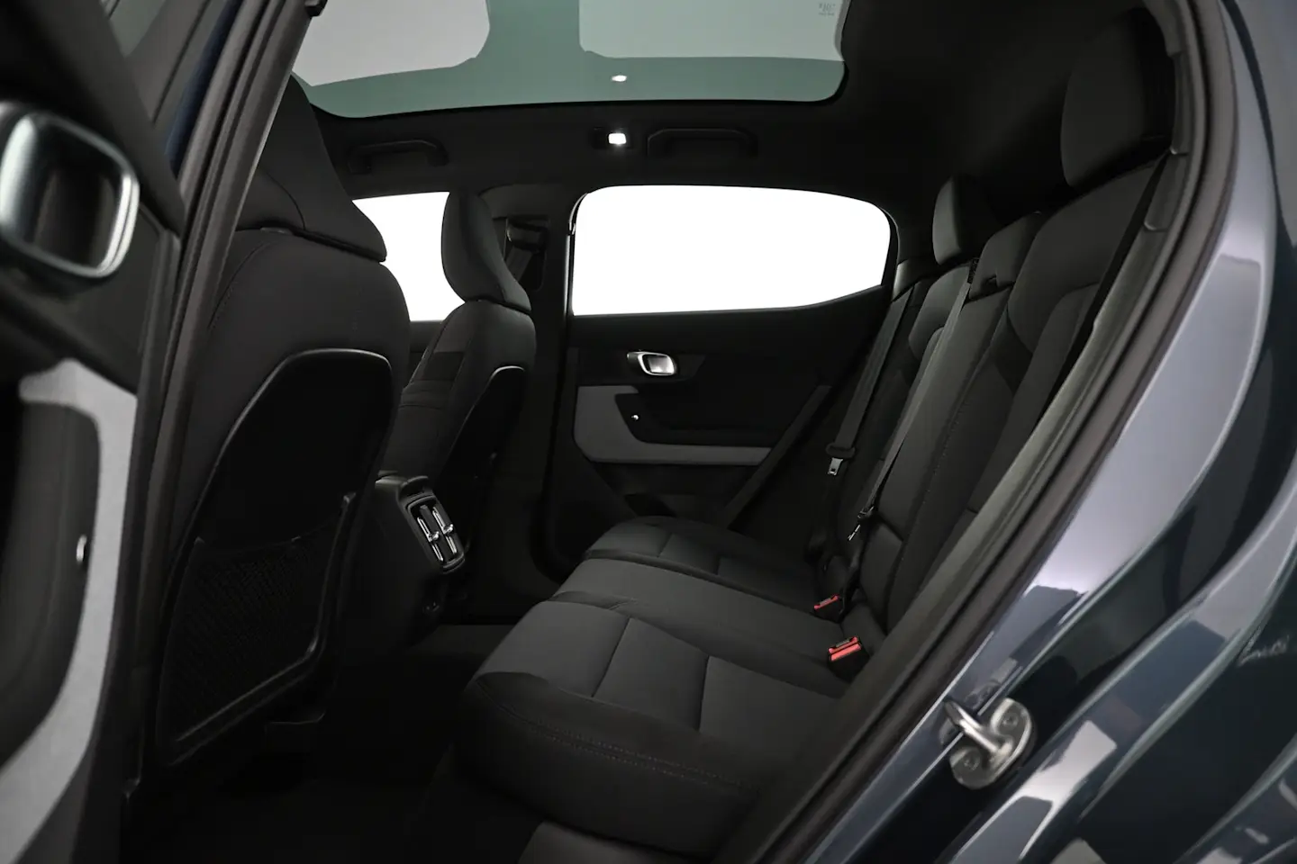 Car Image - 4rZg6nj4OnSHnIIxh6dCAn