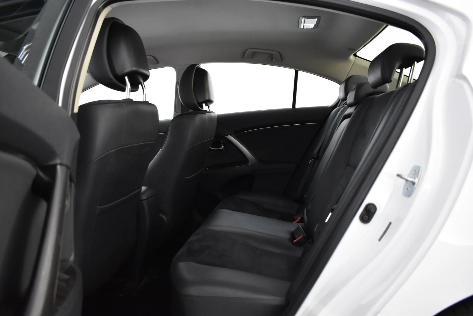 Car Image - 3K5xfkZXYVZNQtrwYCHVdx