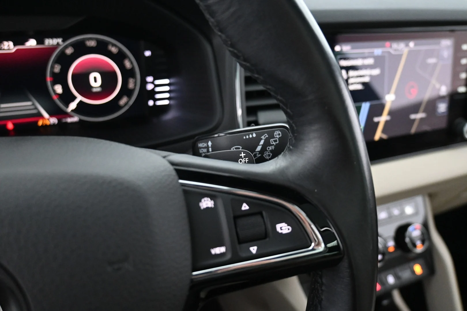 Car Image - 6mg8hPPqB5BCmJrFR42TpT