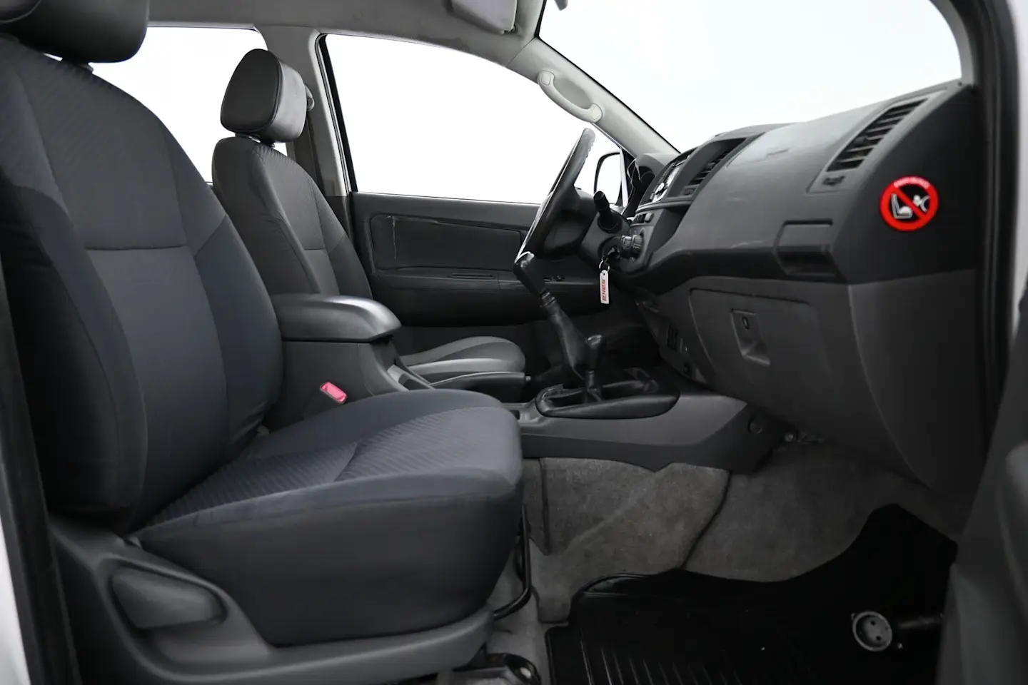 Car Image - 71NycIlHLgzzjBUWrx61h3
