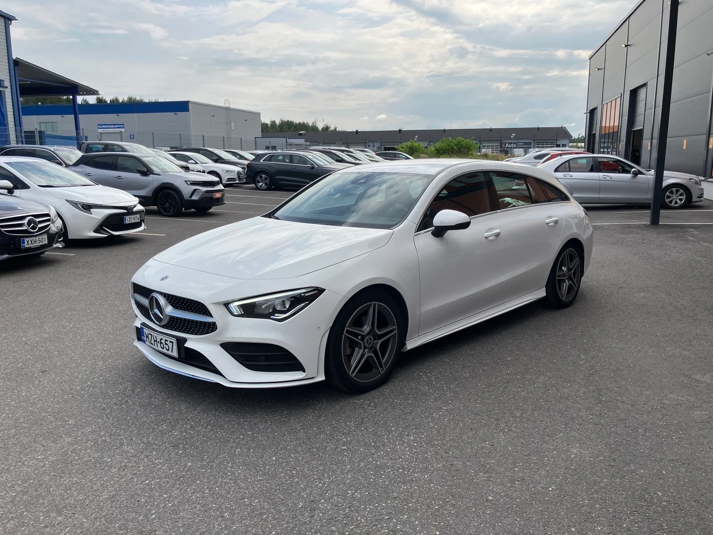 Car Image - 6xvw5WEttDf1USHPNq9L0s