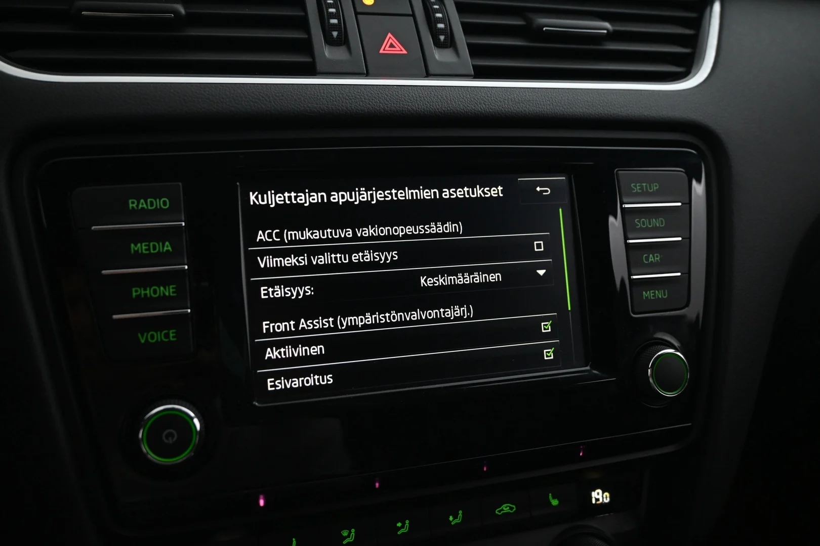 Car Image - 22ClI6chcd3oZBm3NhZmpM