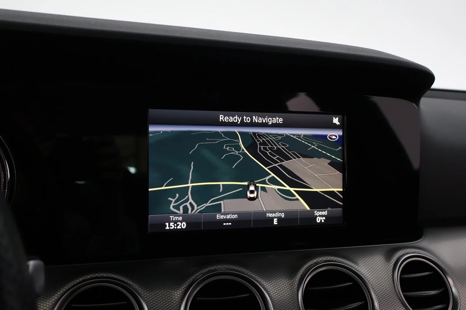 Car Image - 3551e4O2eszF6WXxNbH6Um