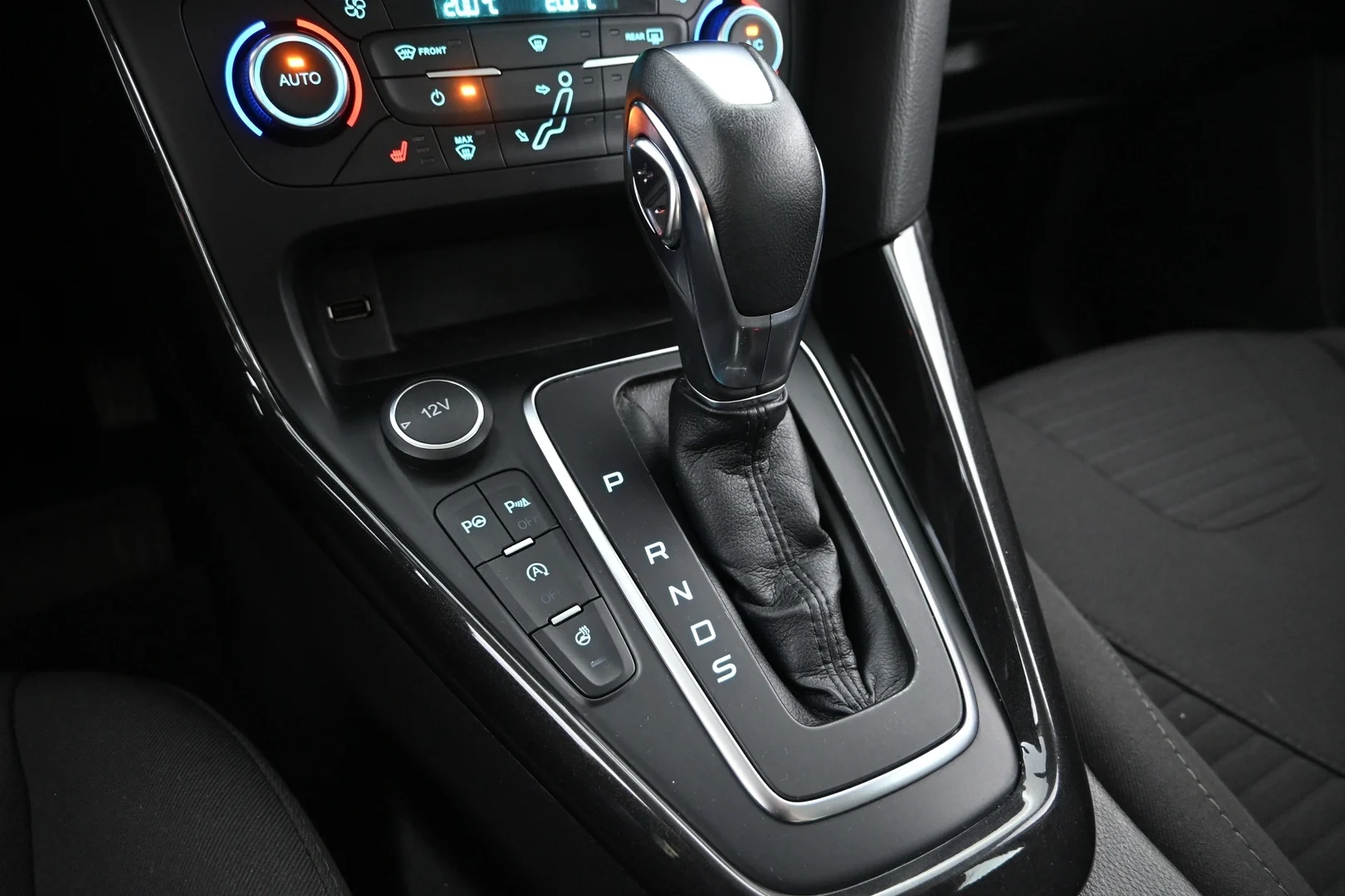 Car Image - 3rQxLCx9uEqPqc60eeO6od